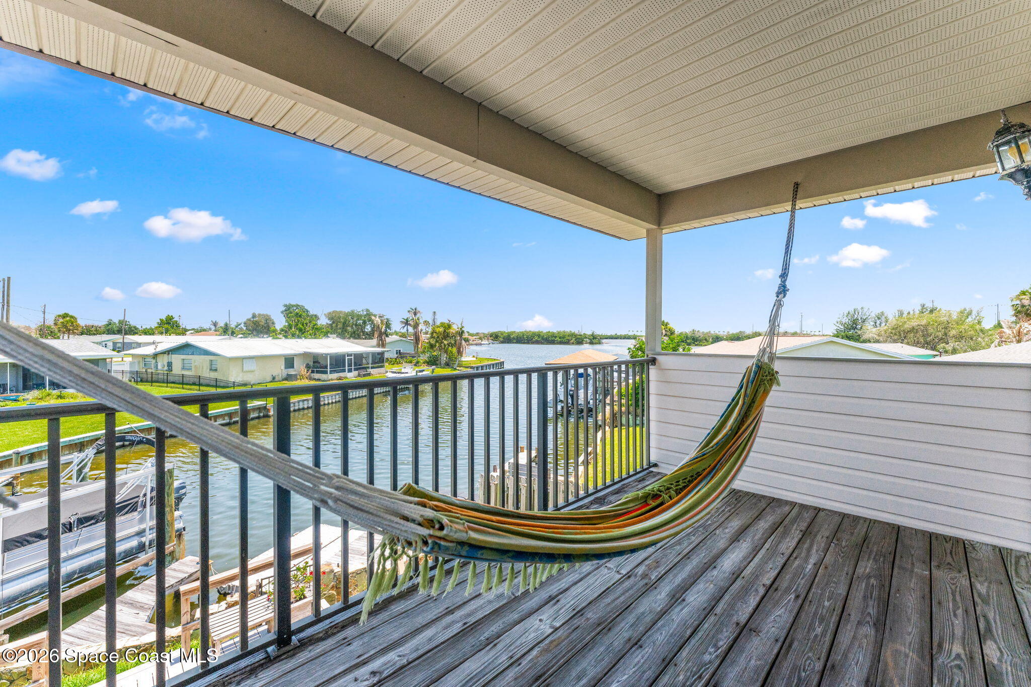 1275 Island Drive