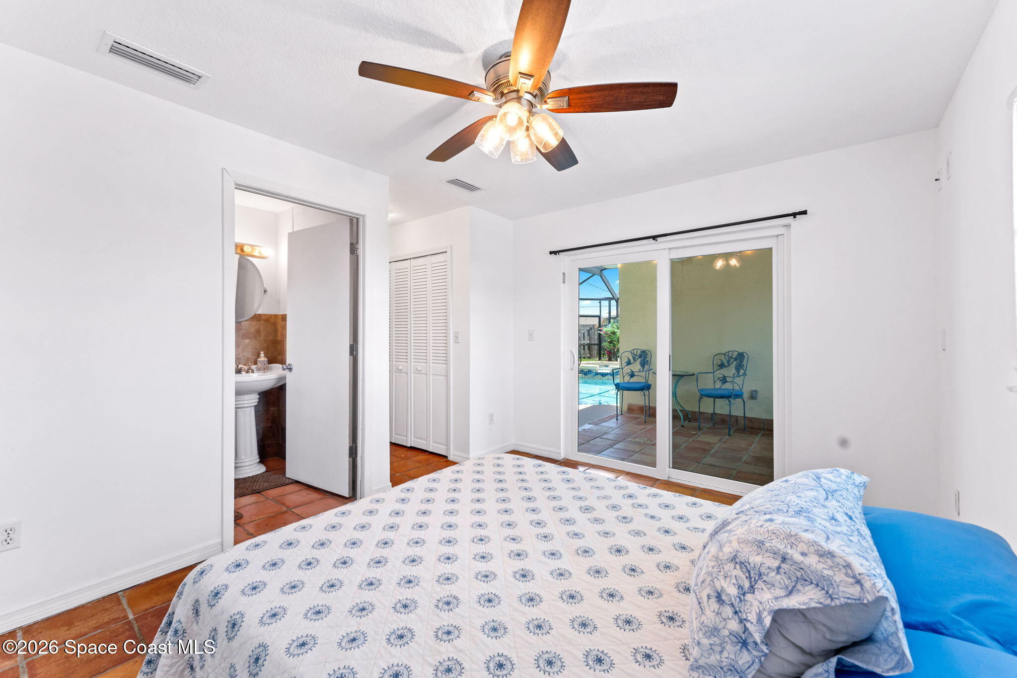 1275 Island Drive