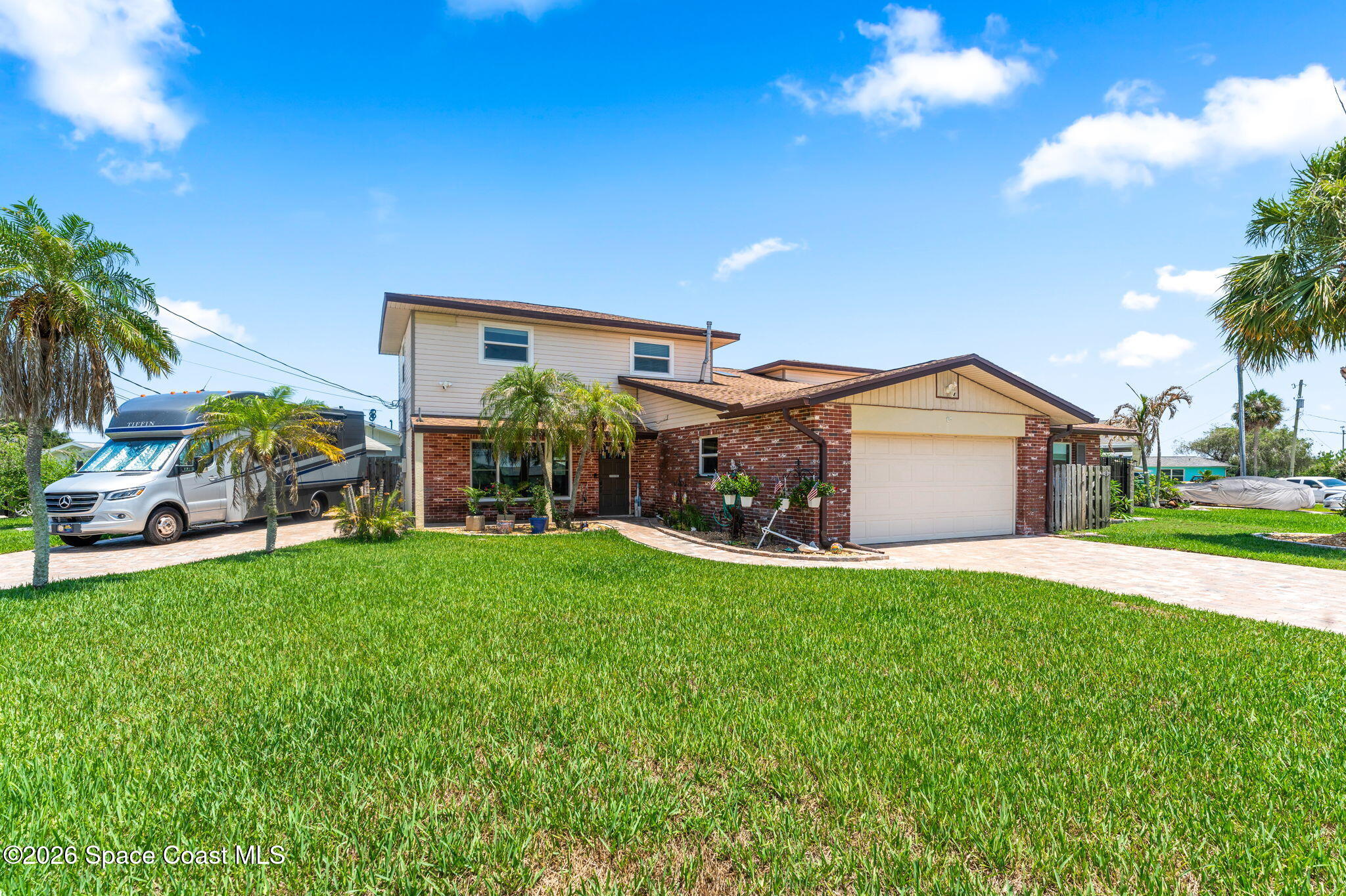 1275 Island Drive