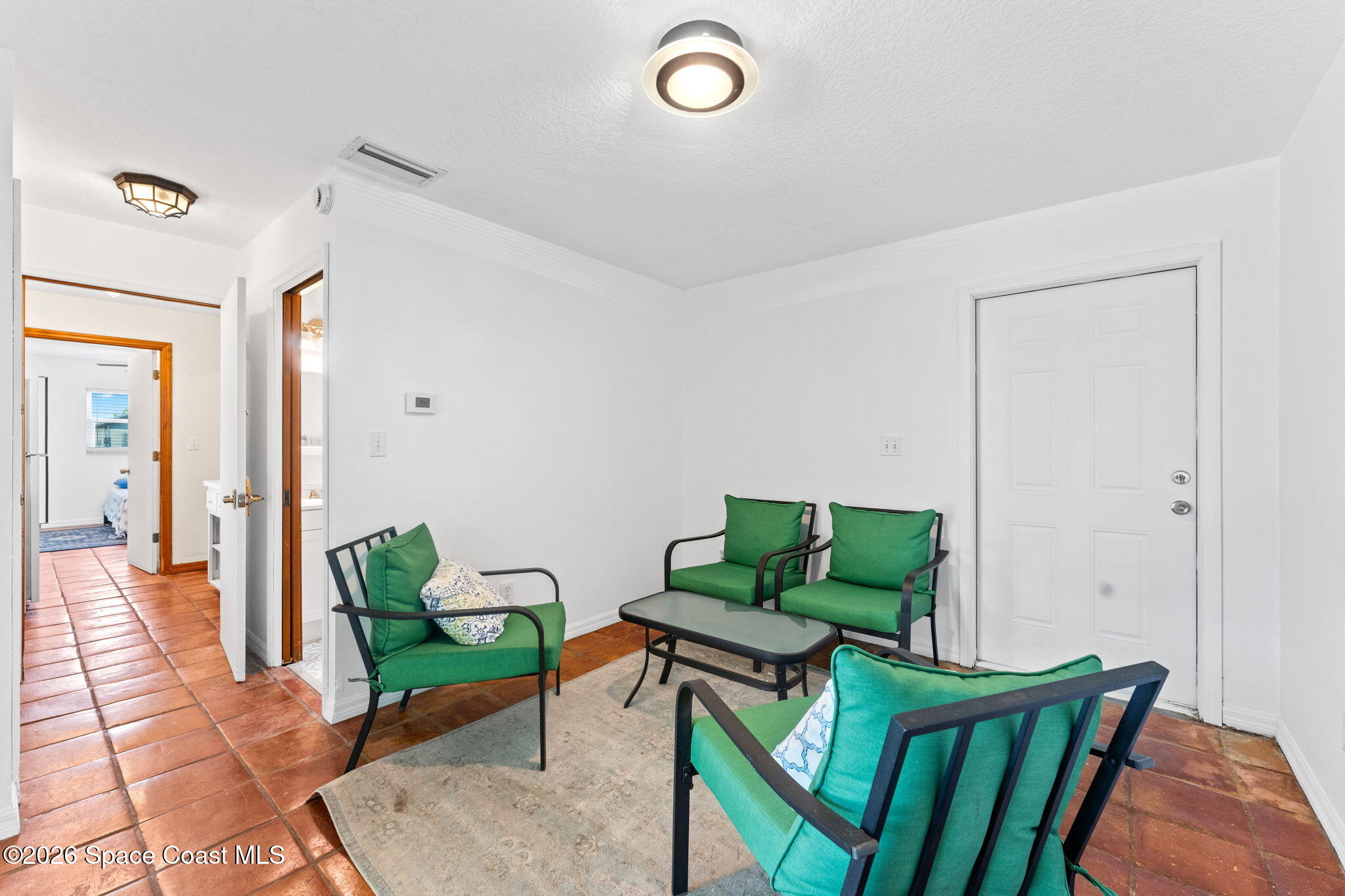 1275 Island Drive