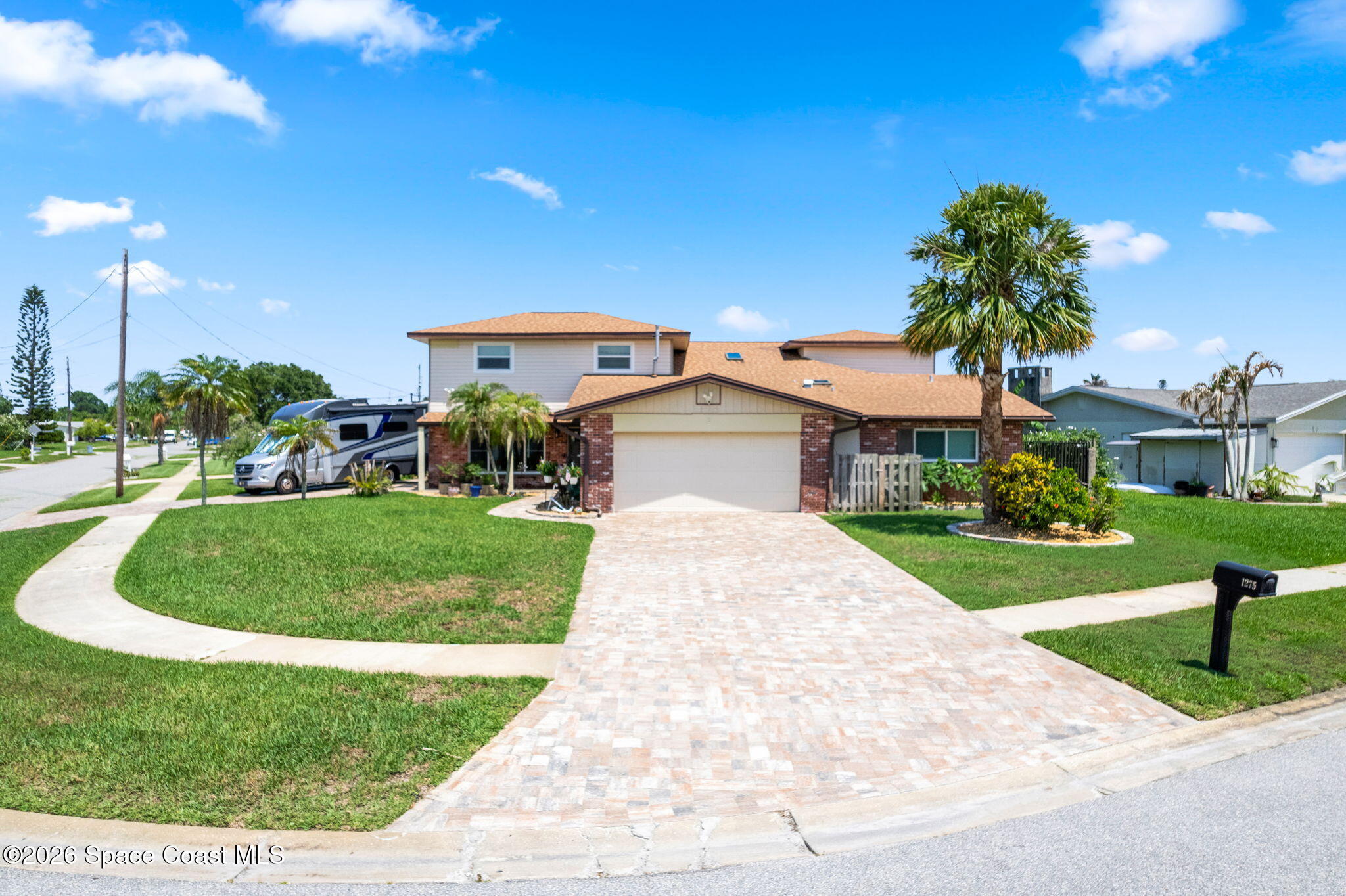 1275 Island Drive