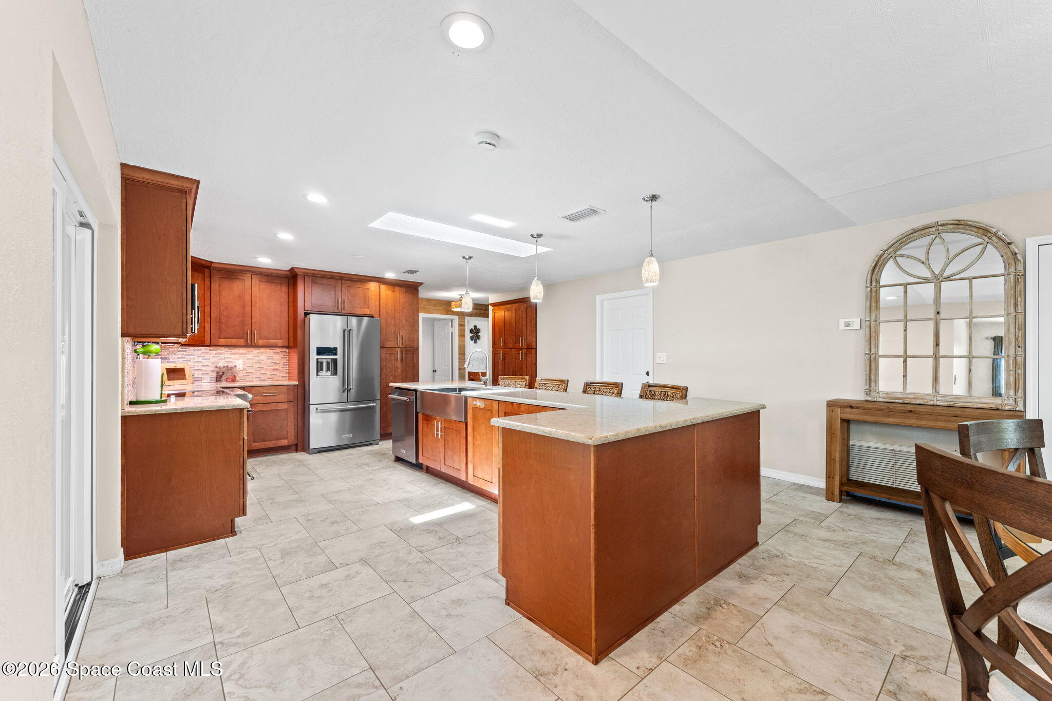 1275 Island Drive