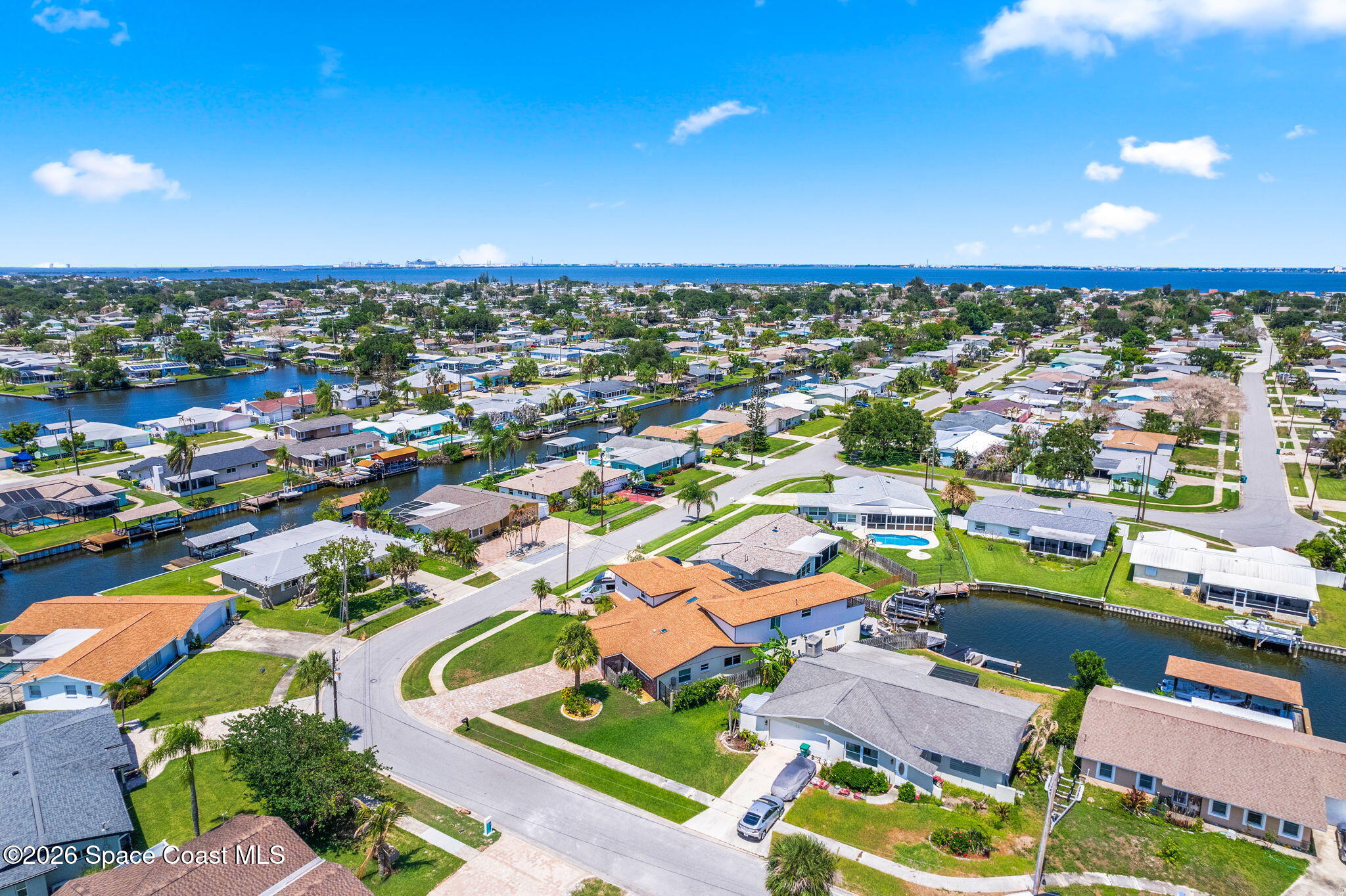 1275 Island Drive
