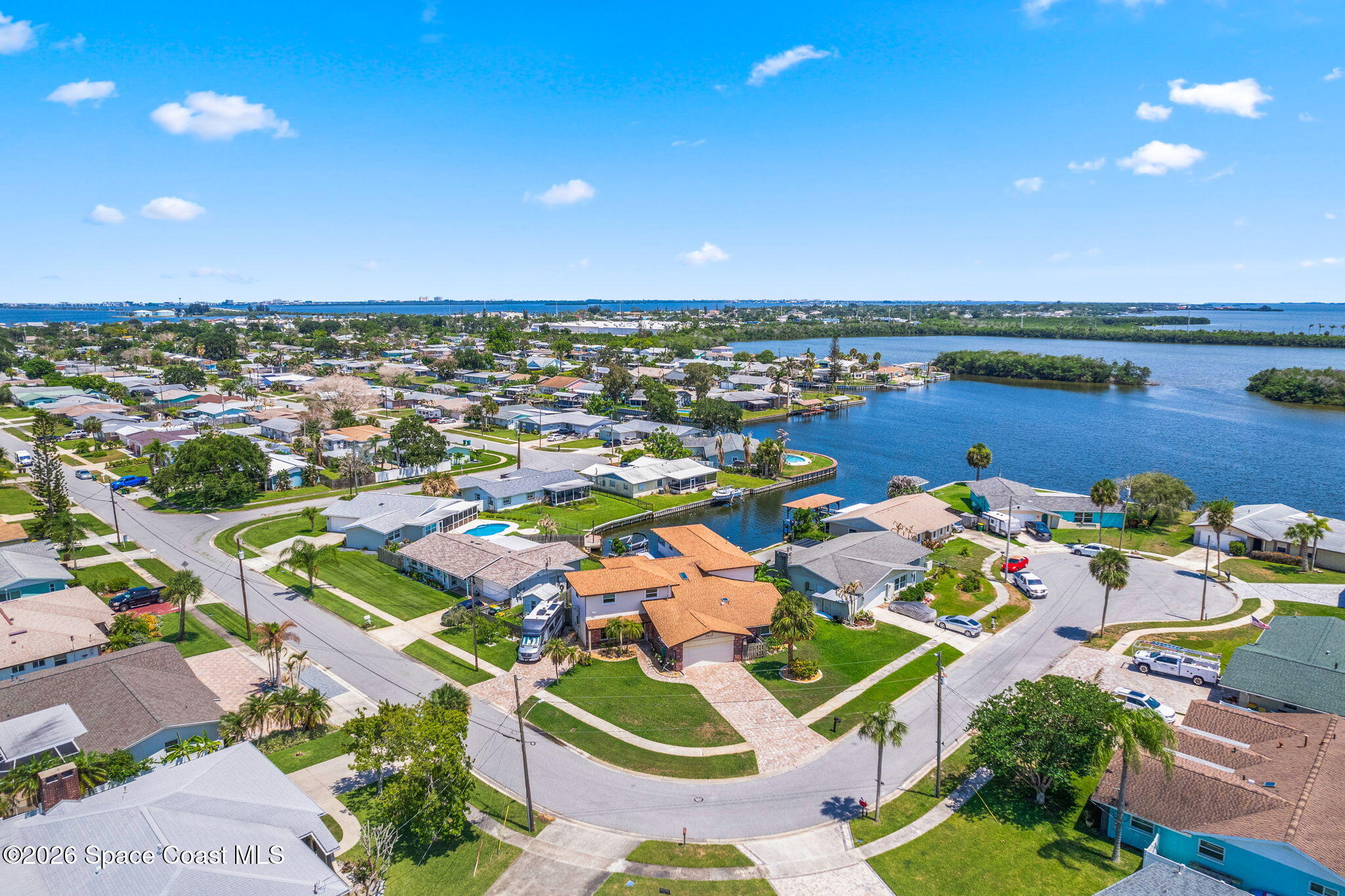 1275 Island Drive