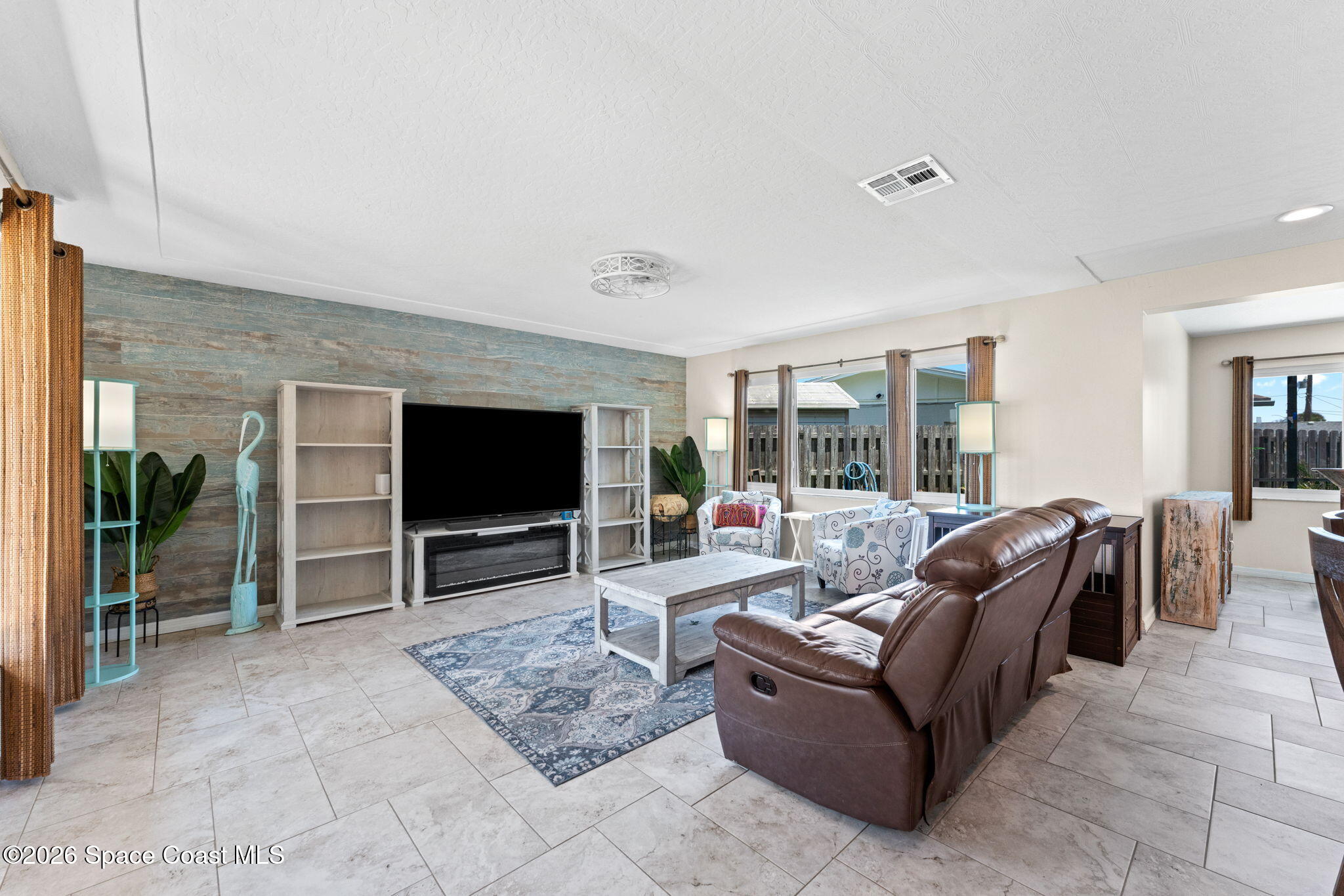 1275 Island Drive