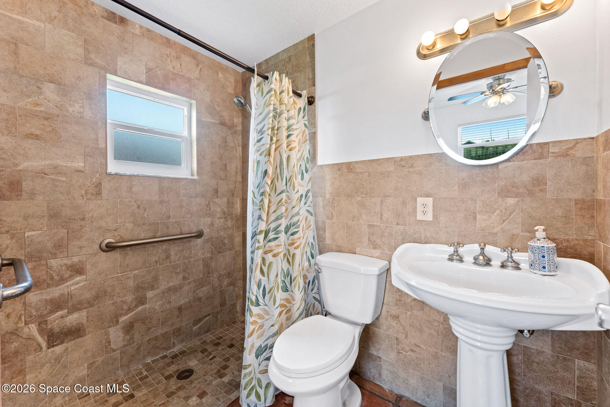 1275 Island Drive