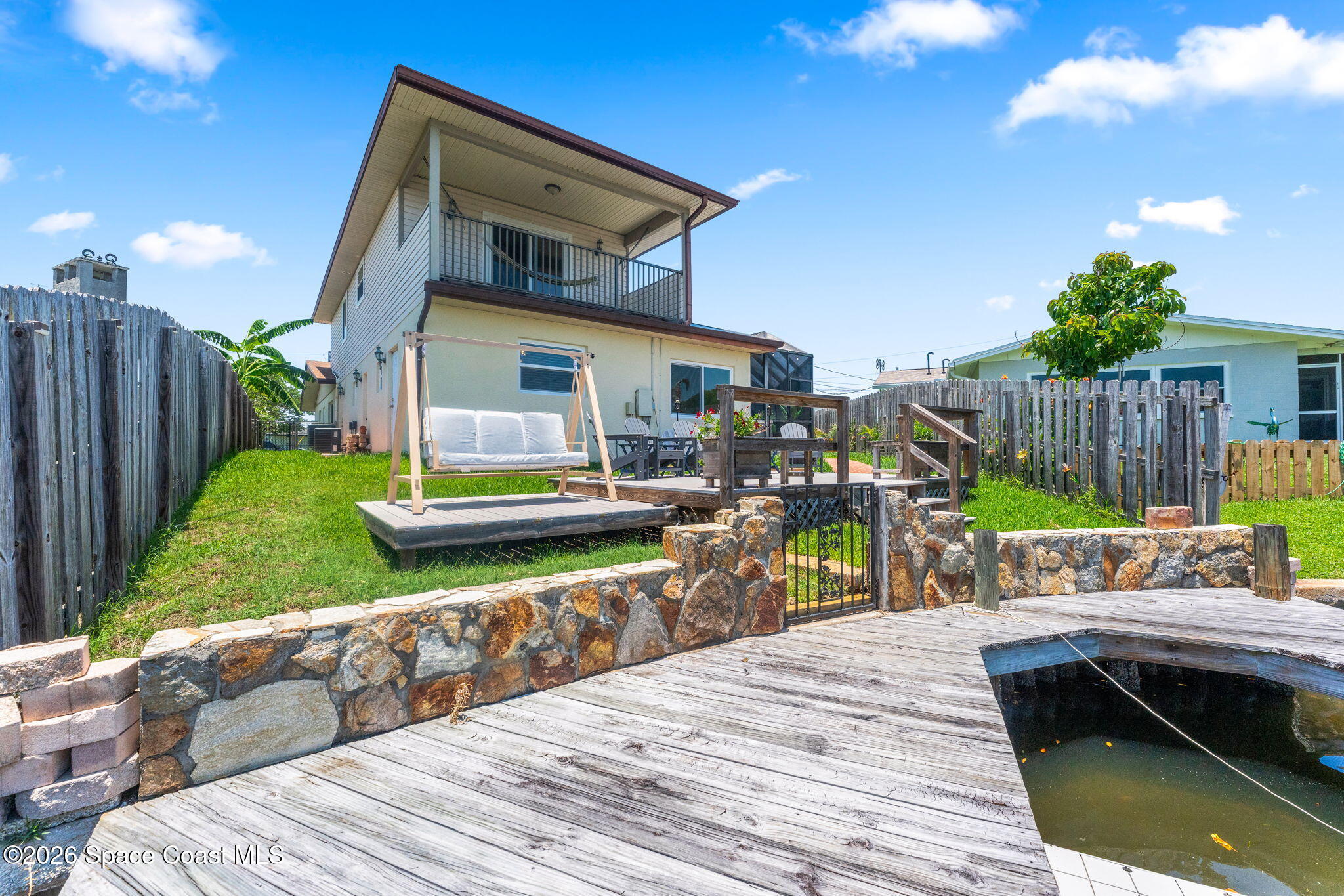 1275 Island Drive