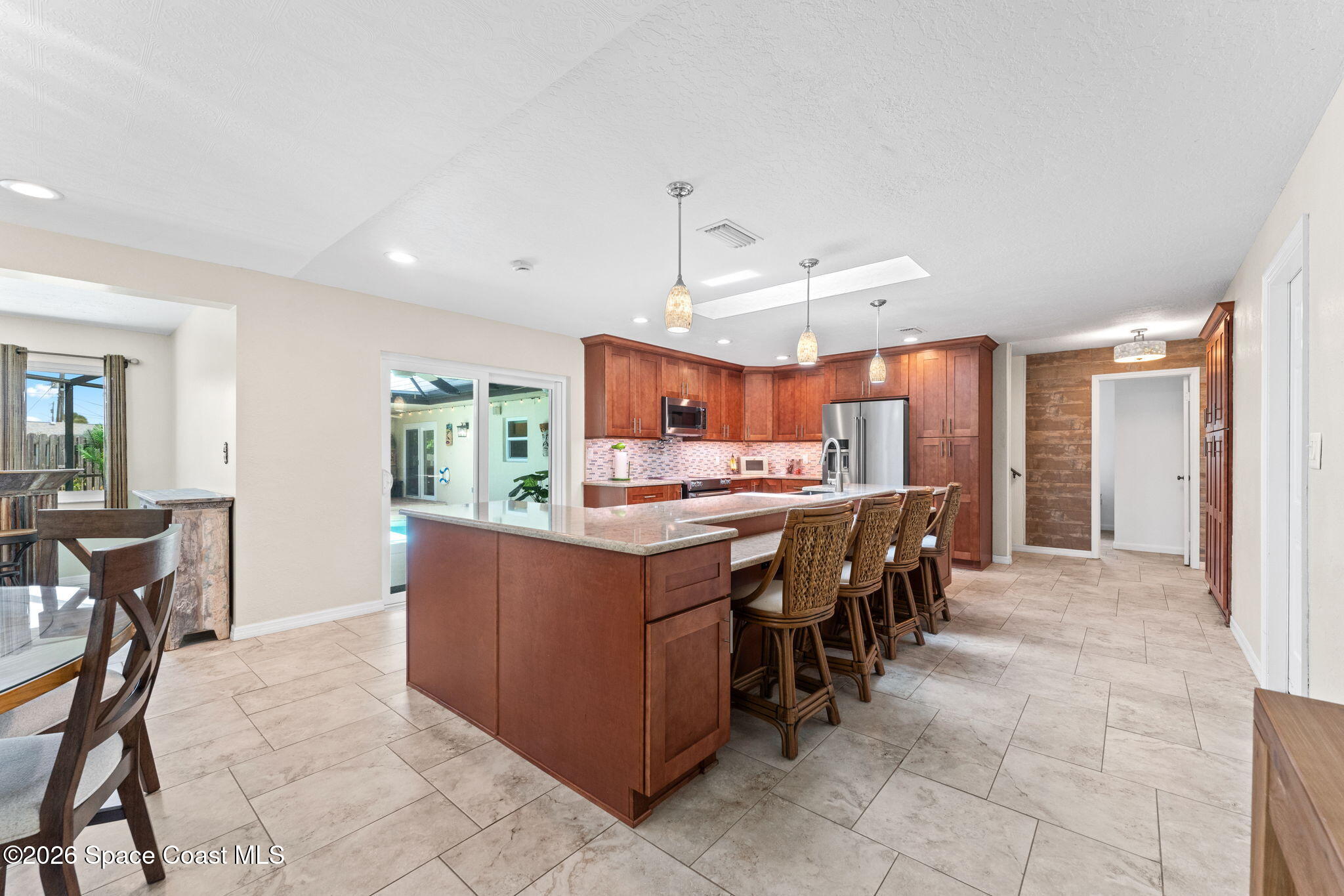 1275 Island Drive