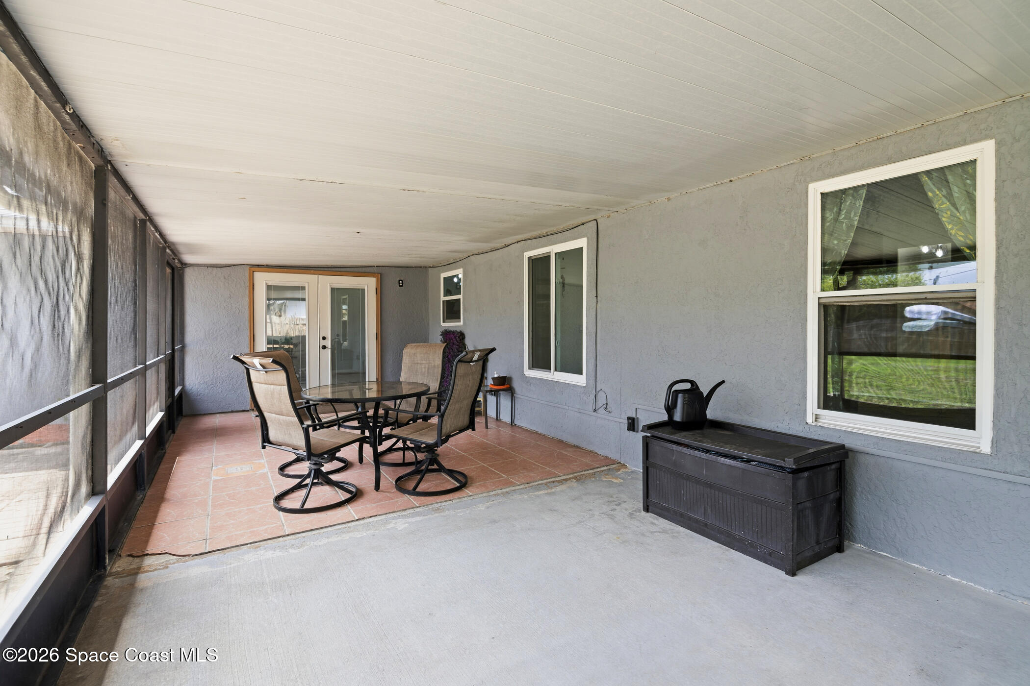 823 Lamplighter Drive NW
