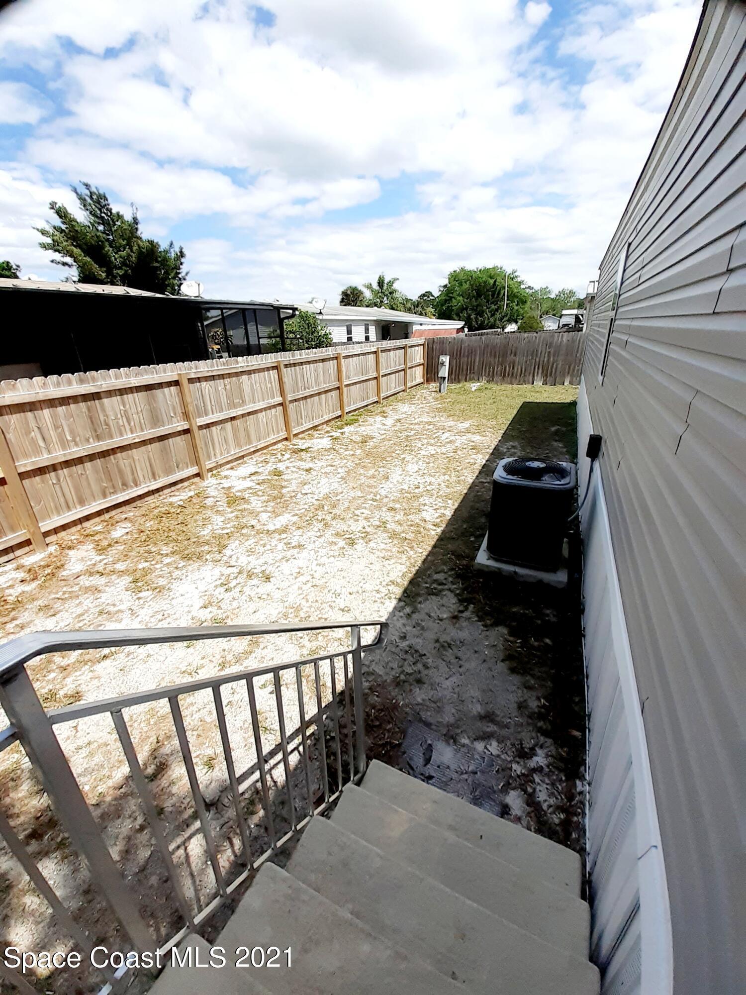 1632 Ridge Drive
