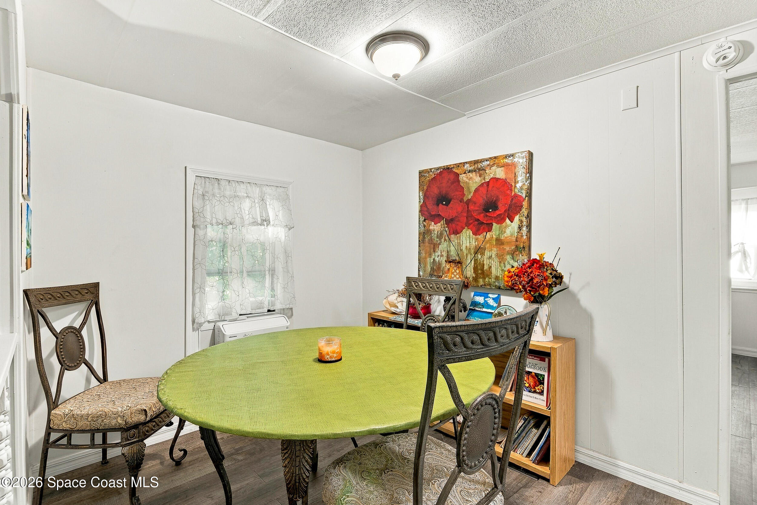 2424 Elsie Circle