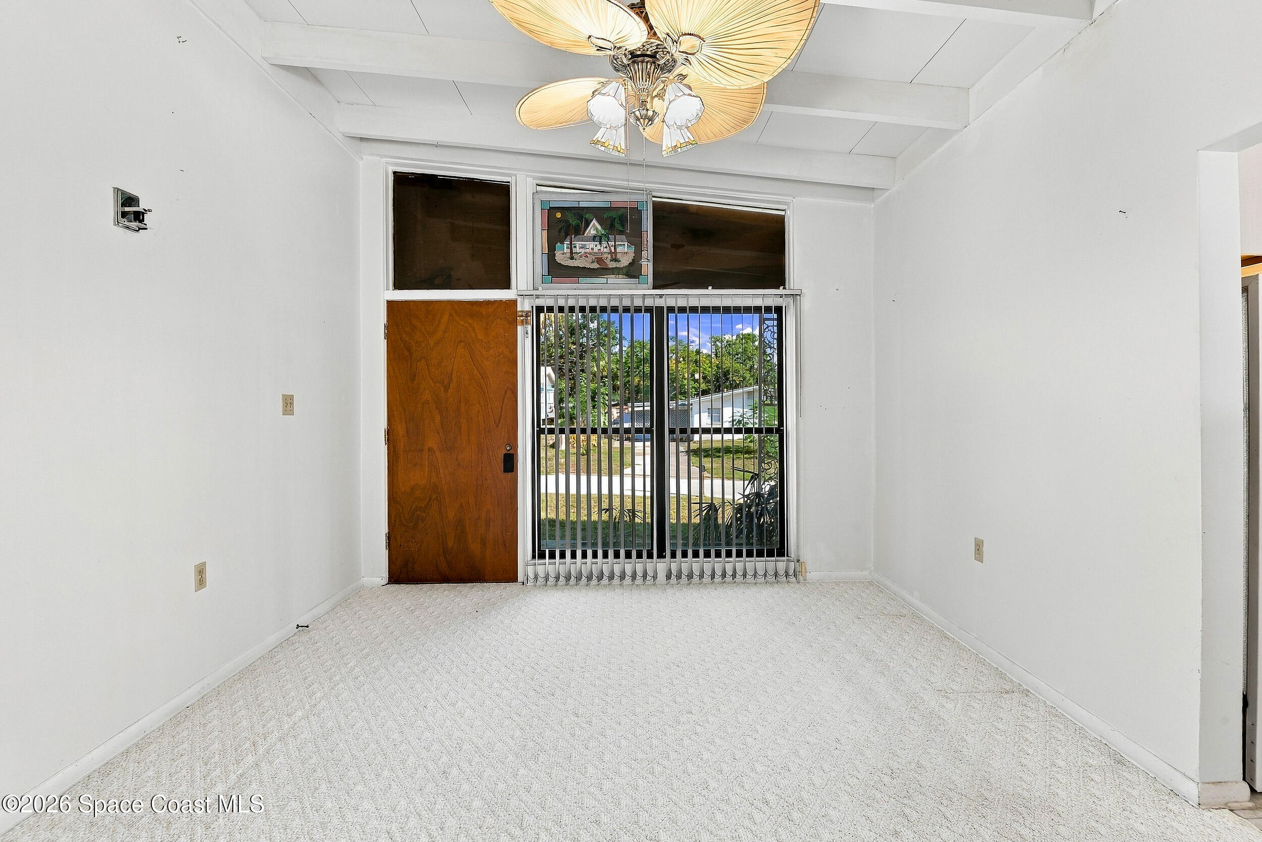 15 Knollwood Drive