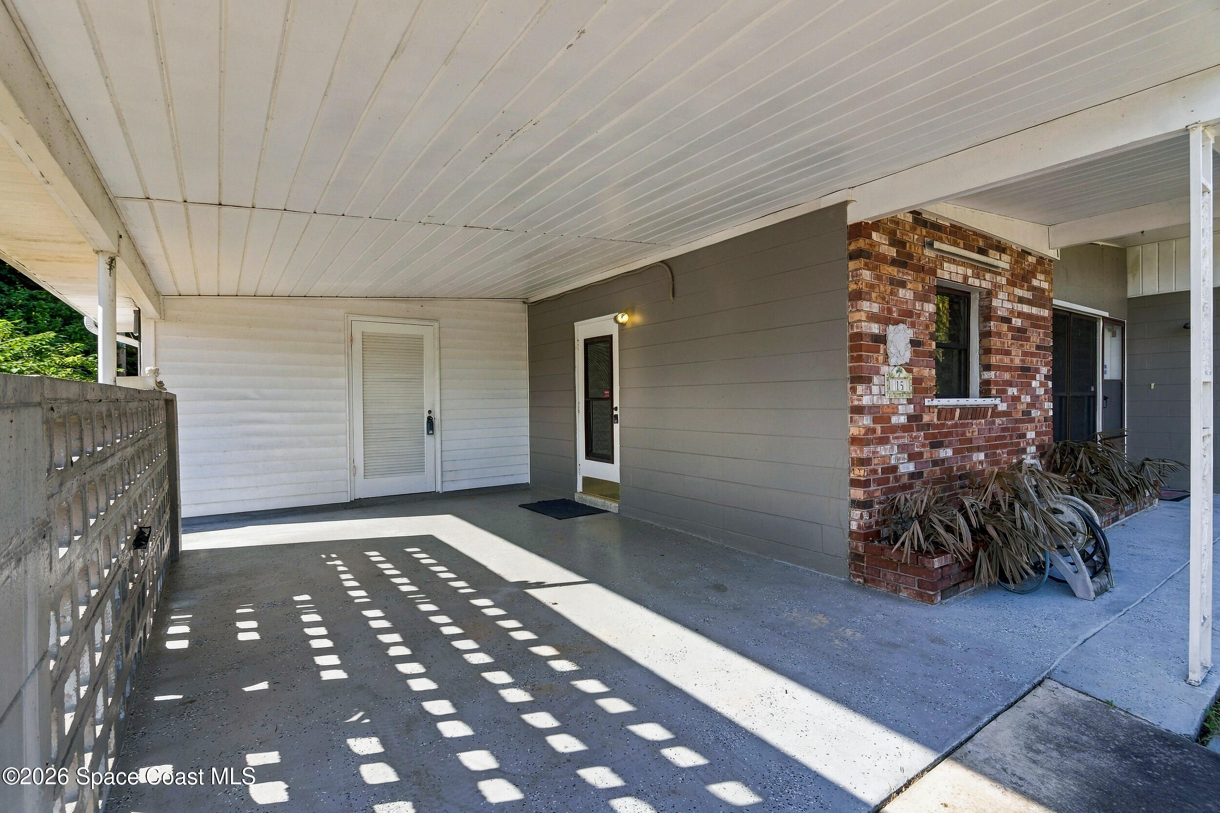 15 Knollwood Drive