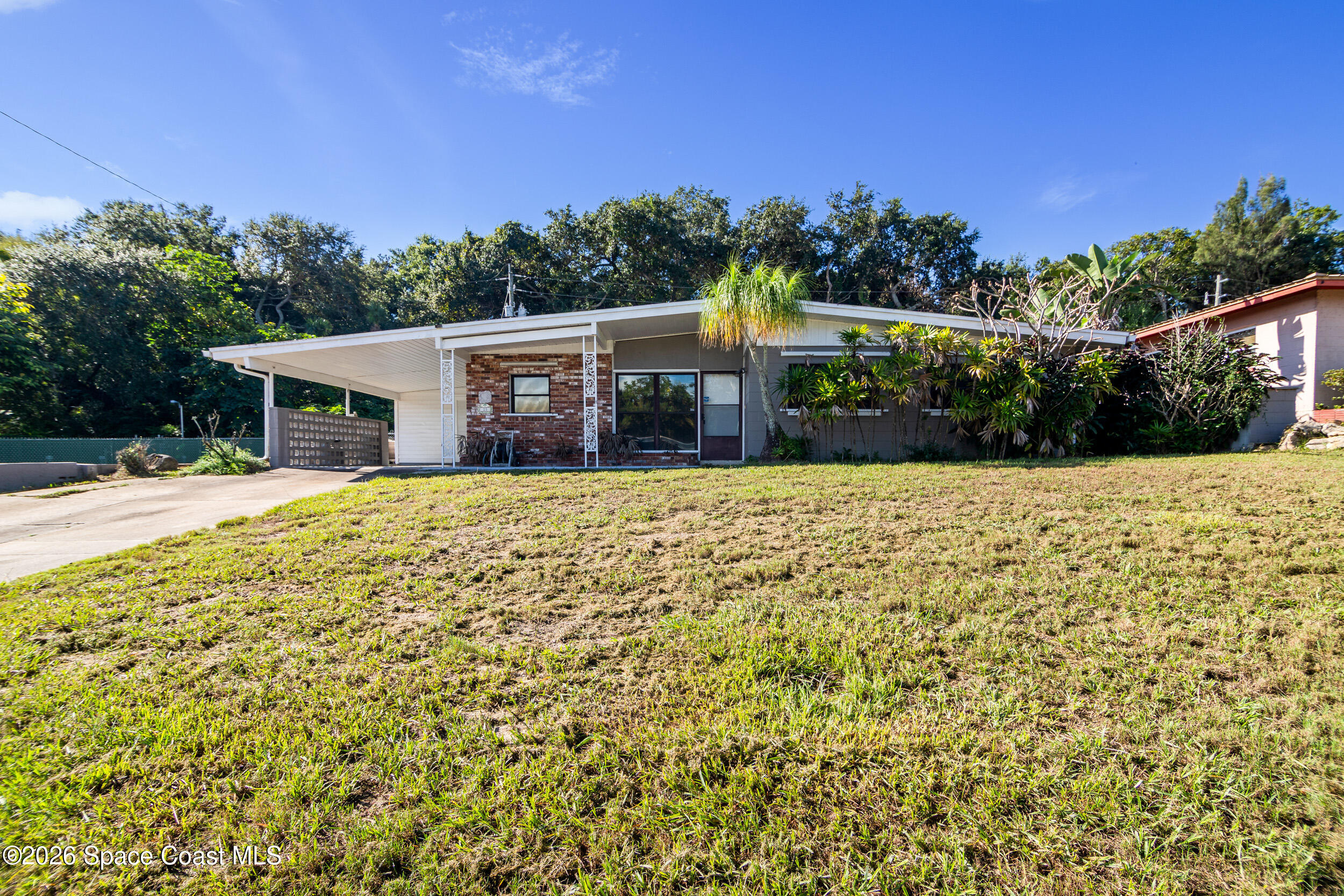 15 Knollwood Drive