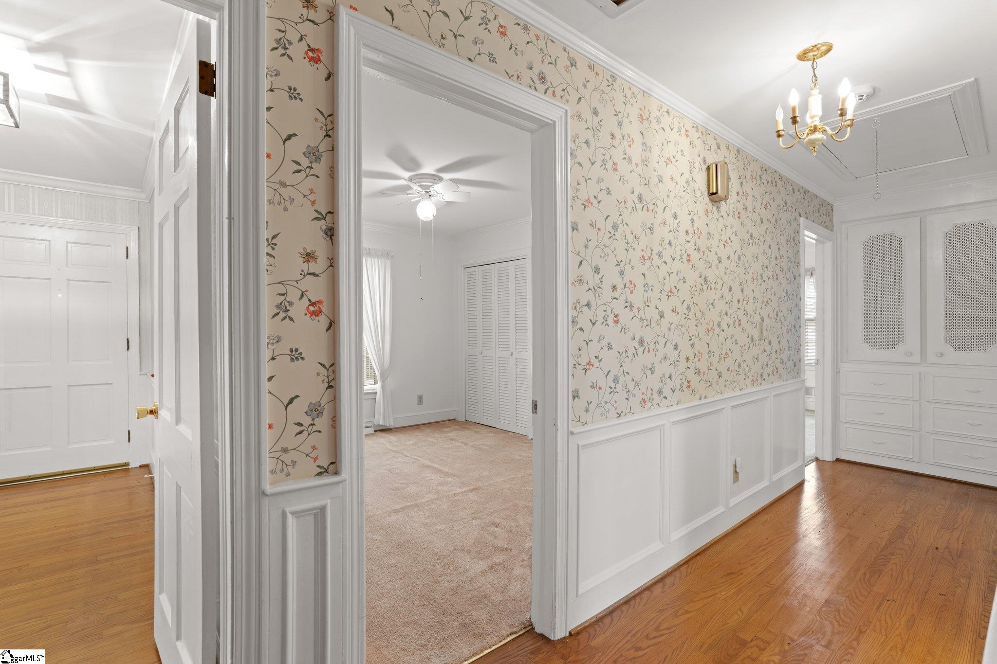 2 Woodfern Circle