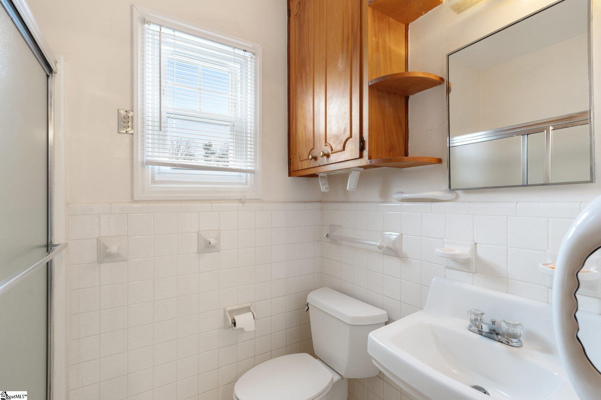 2 Woodfern Circle
