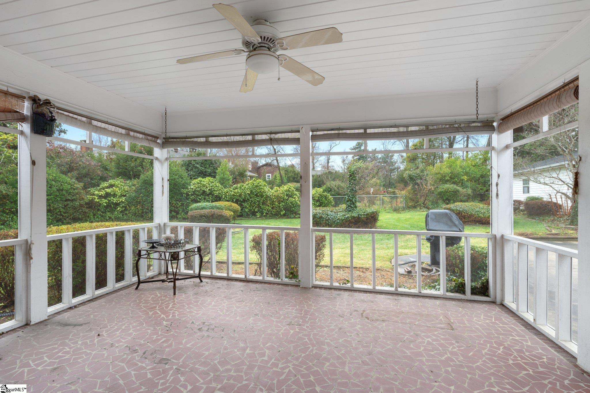 2 Woodfern Circle