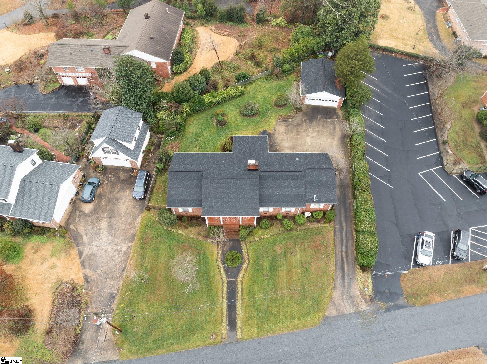 2 Woodfern Circle