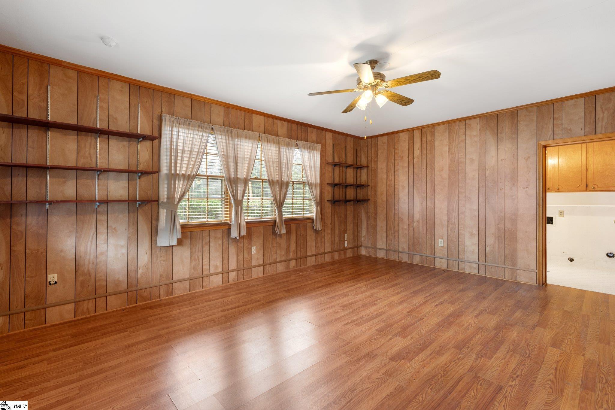 2 Woodfern Circle