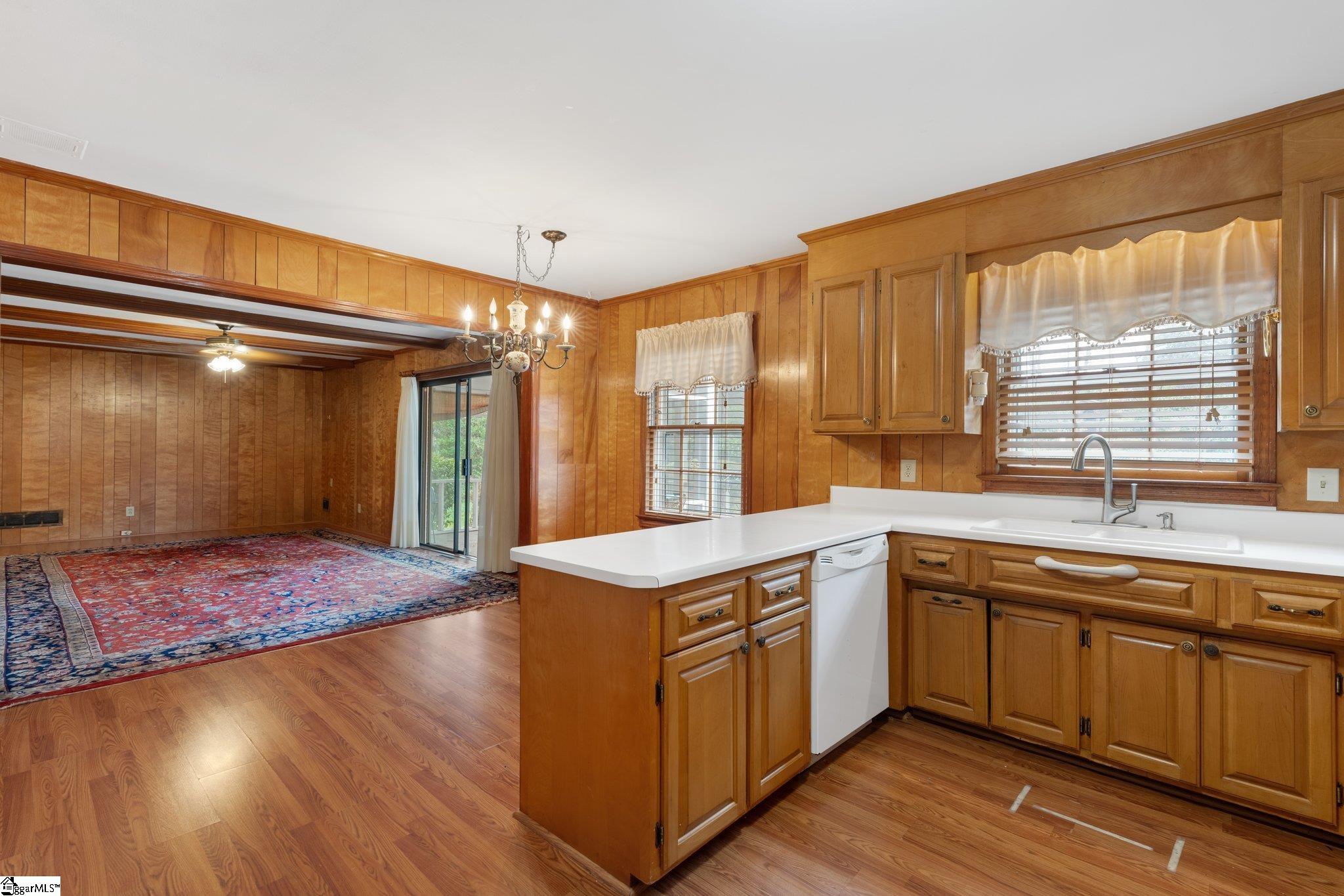 2 Woodfern Circle