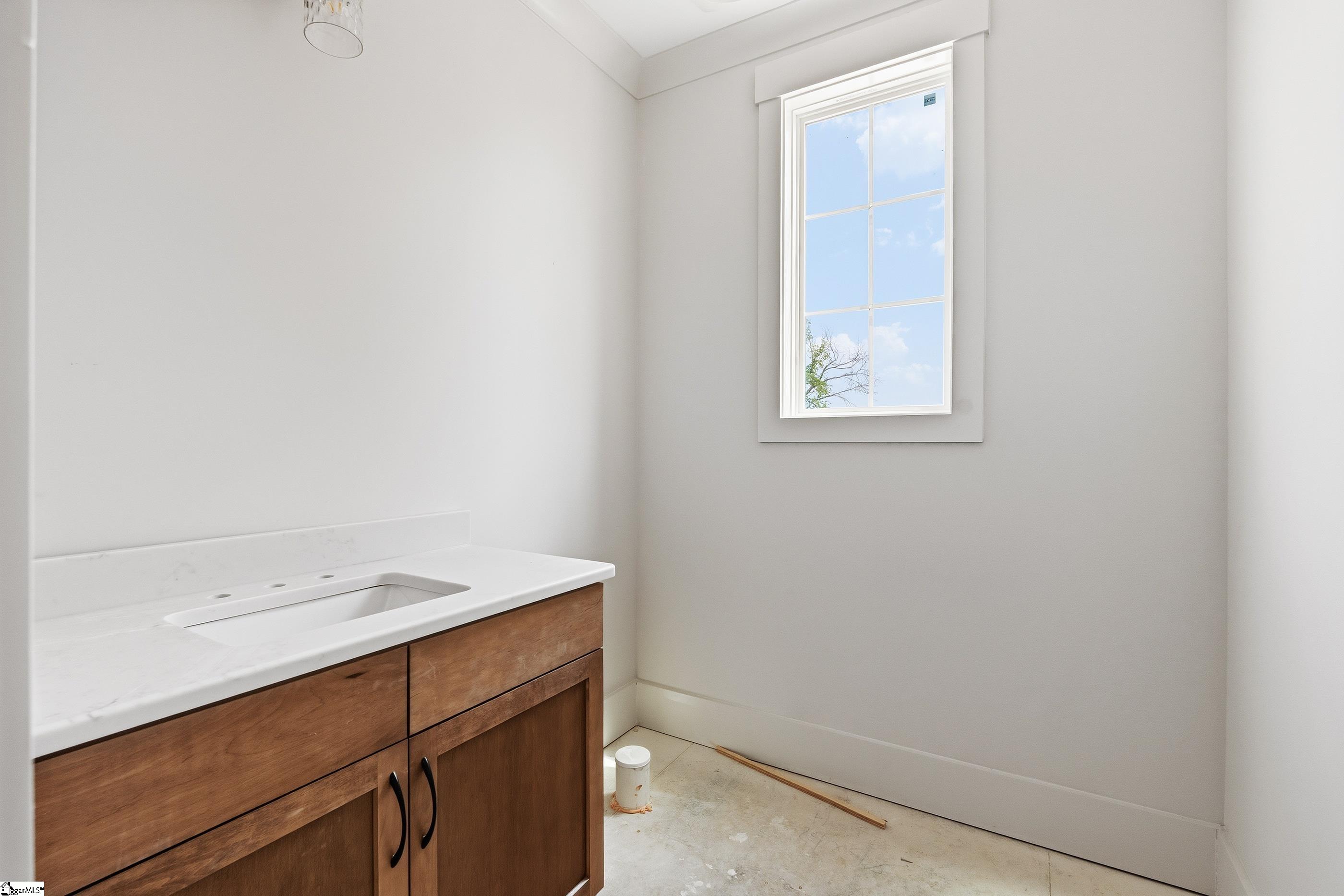 1305 Pendleton Street Unit 18