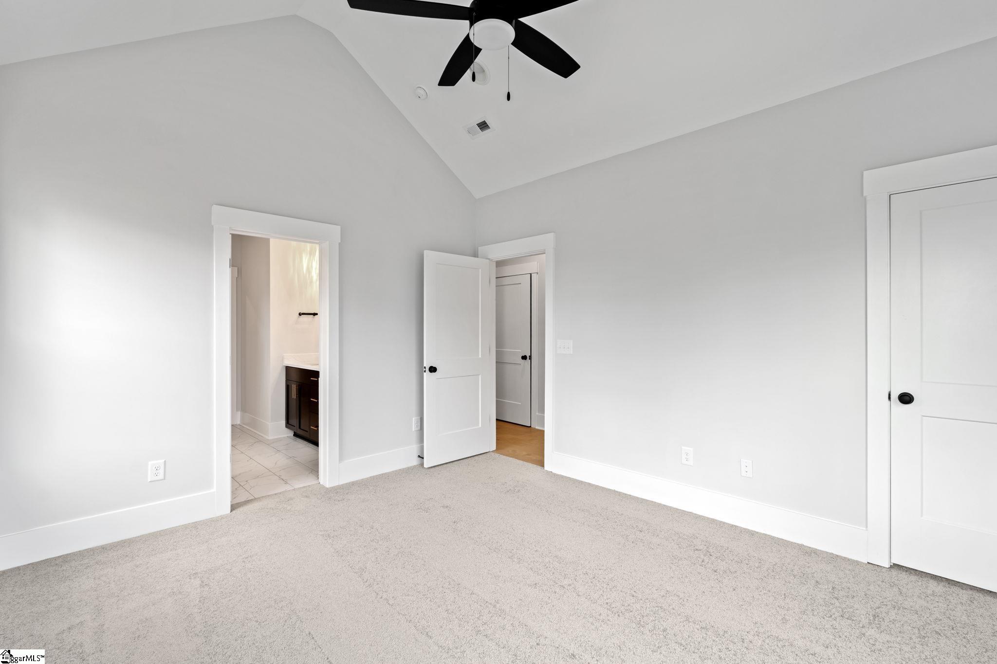 1305 Pendleton Street Unit 18