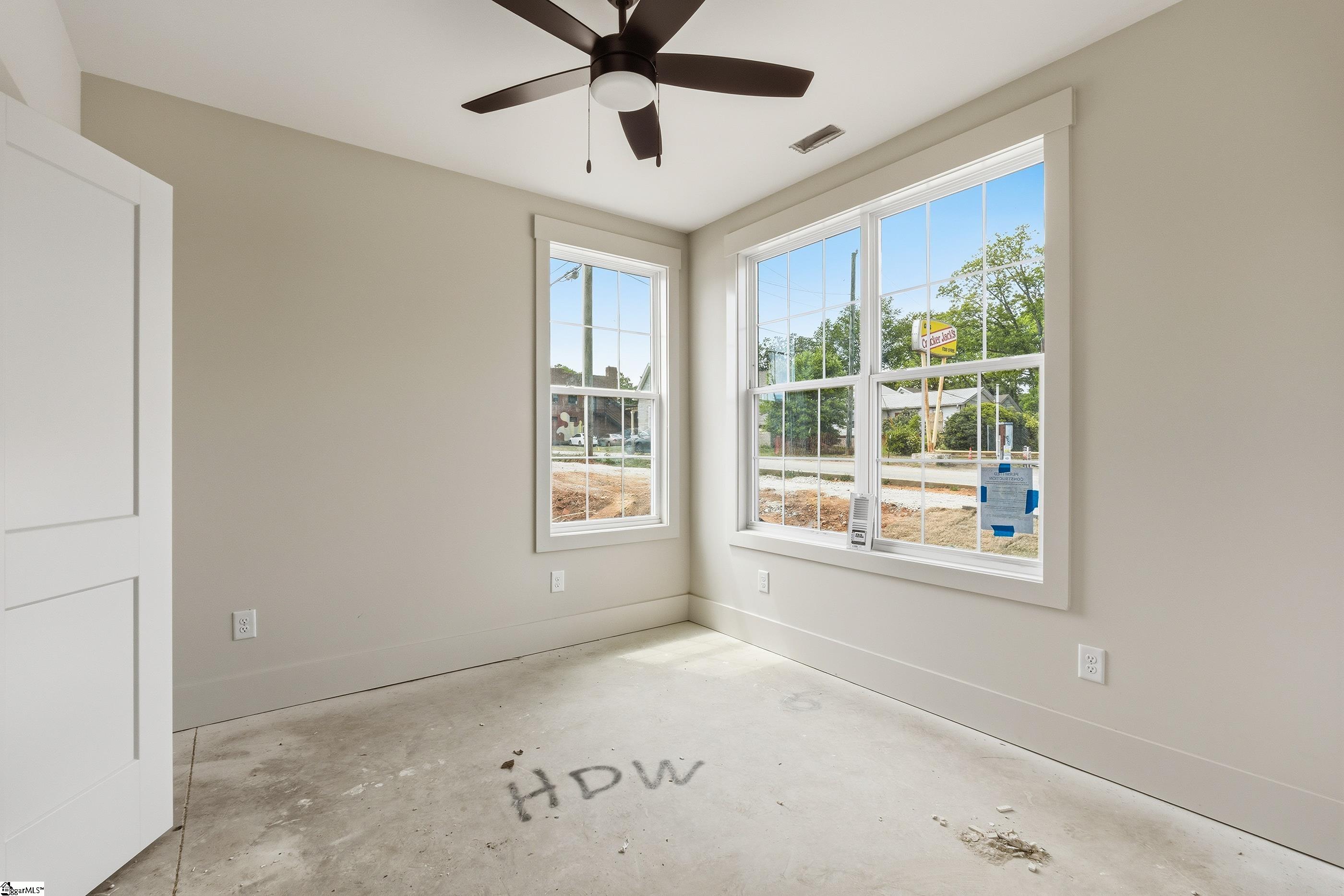 1305 Pendleton Street Unit 18