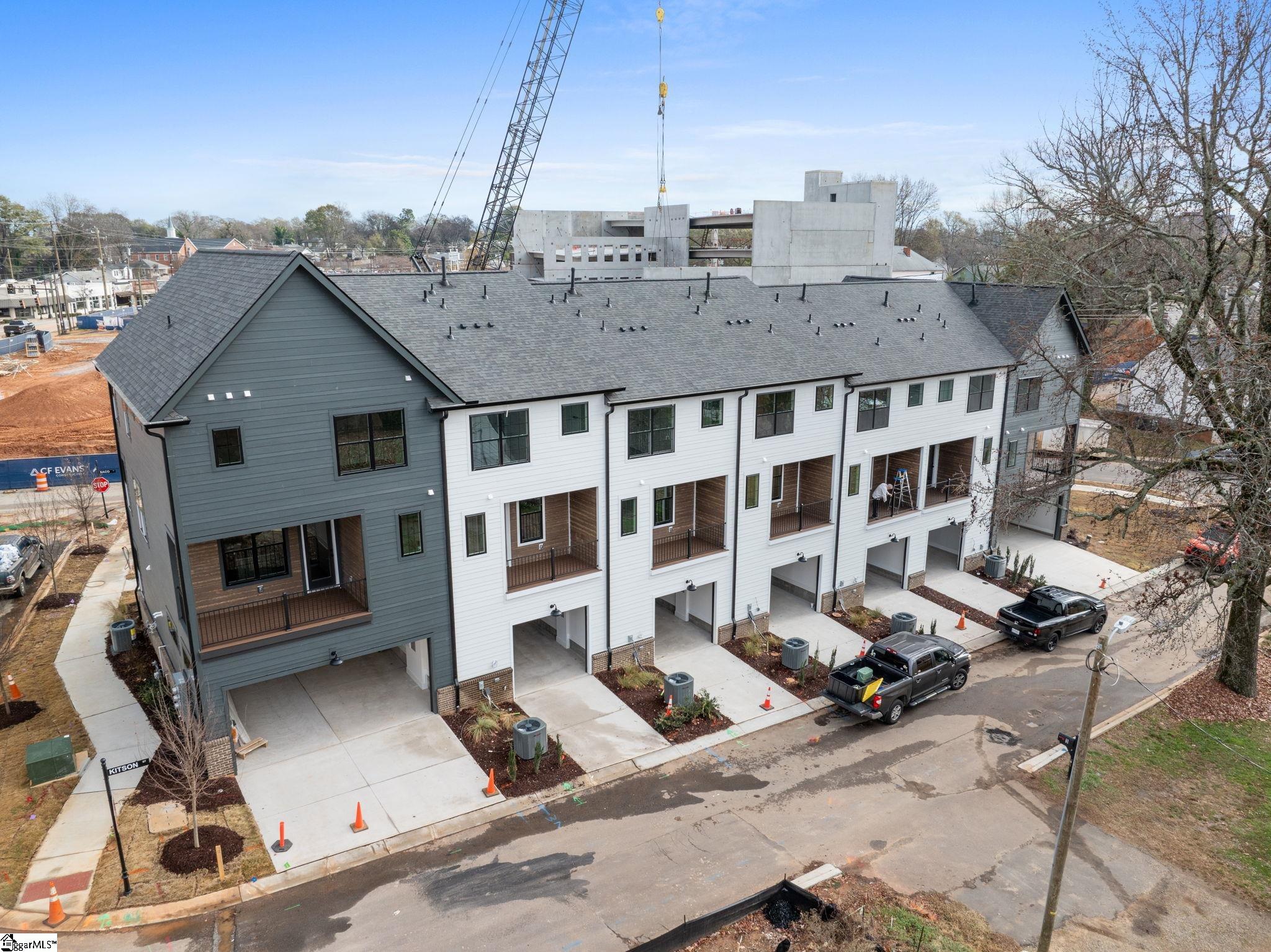 1305 Pendleton Street Unit 18