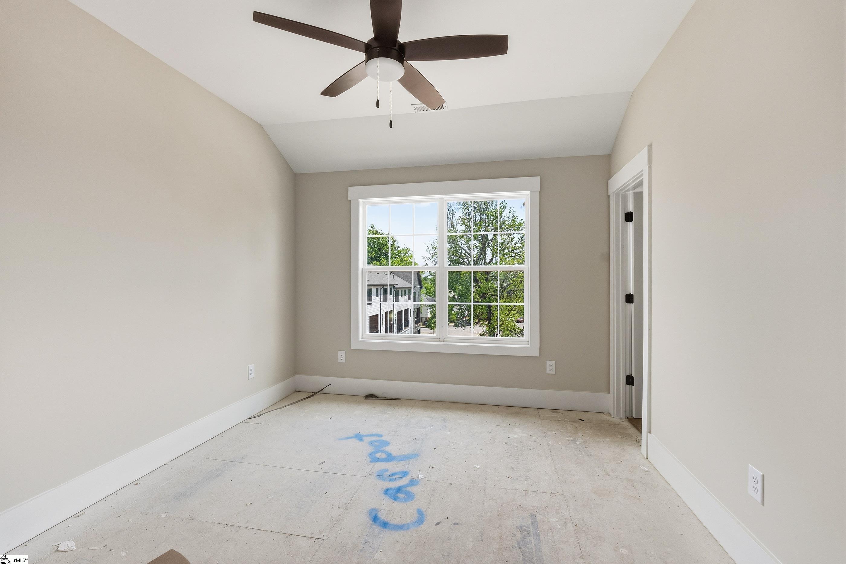 1305 Pendleton Street Unit 14