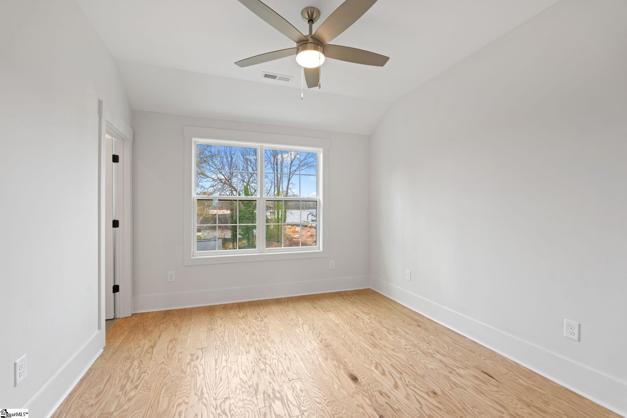 1305 Pendleton Street Unit 14