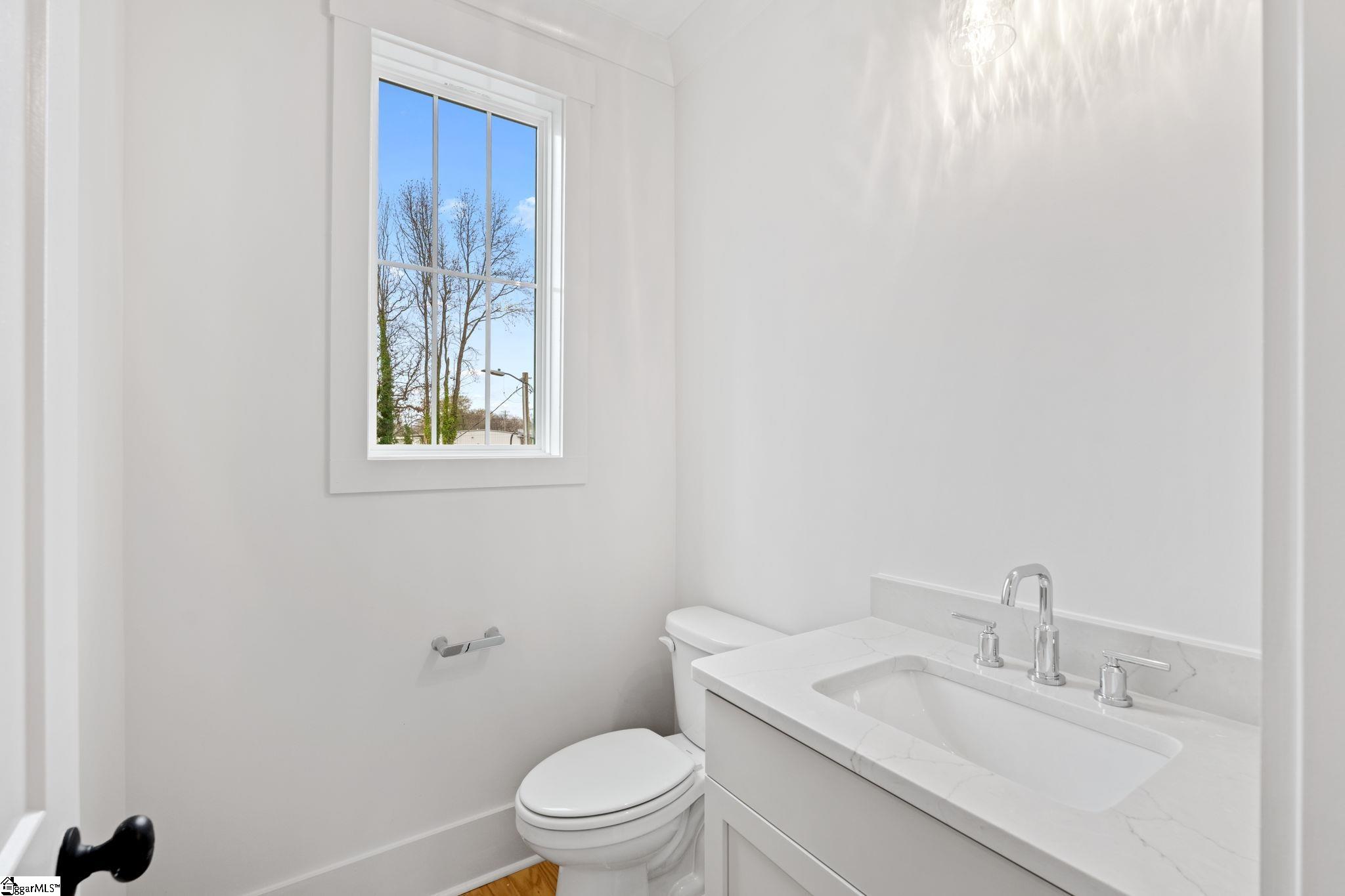 1305 Pendleton Street Unit 14