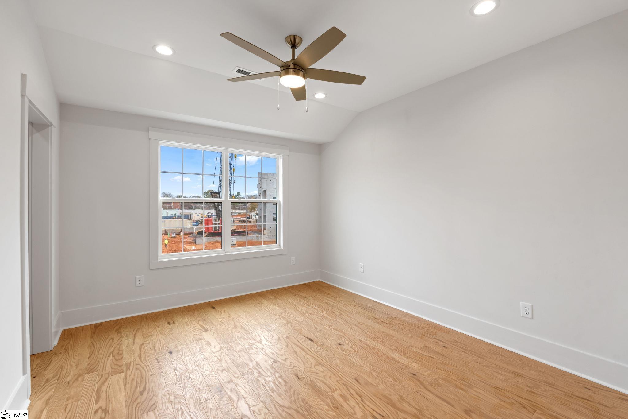 1305 Pendleton Street Unit 14