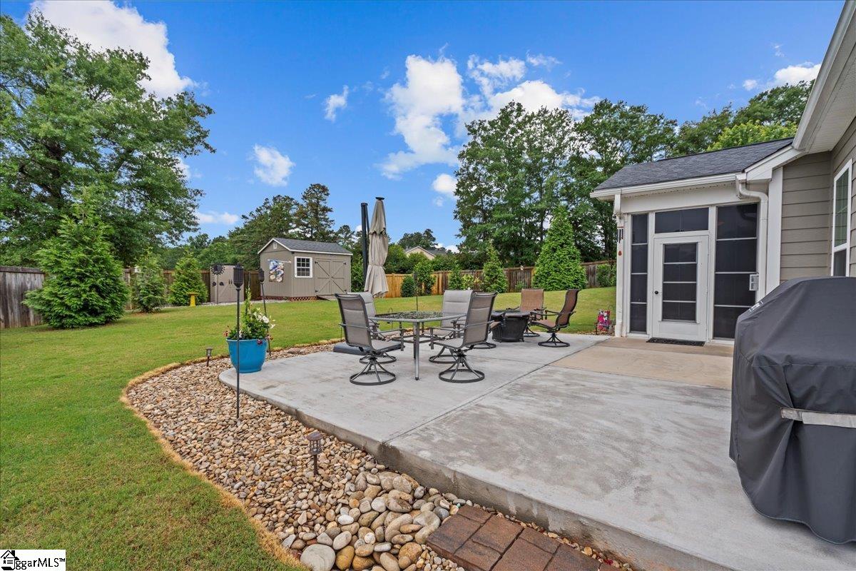 228 Holstein Court