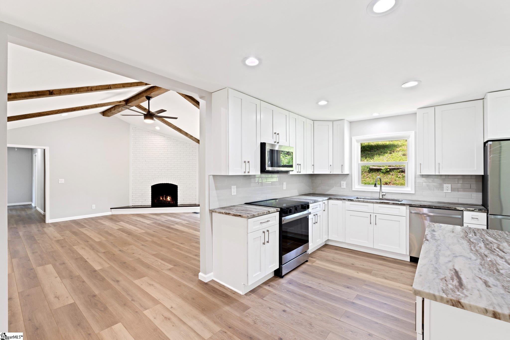 12 Burlwood Court