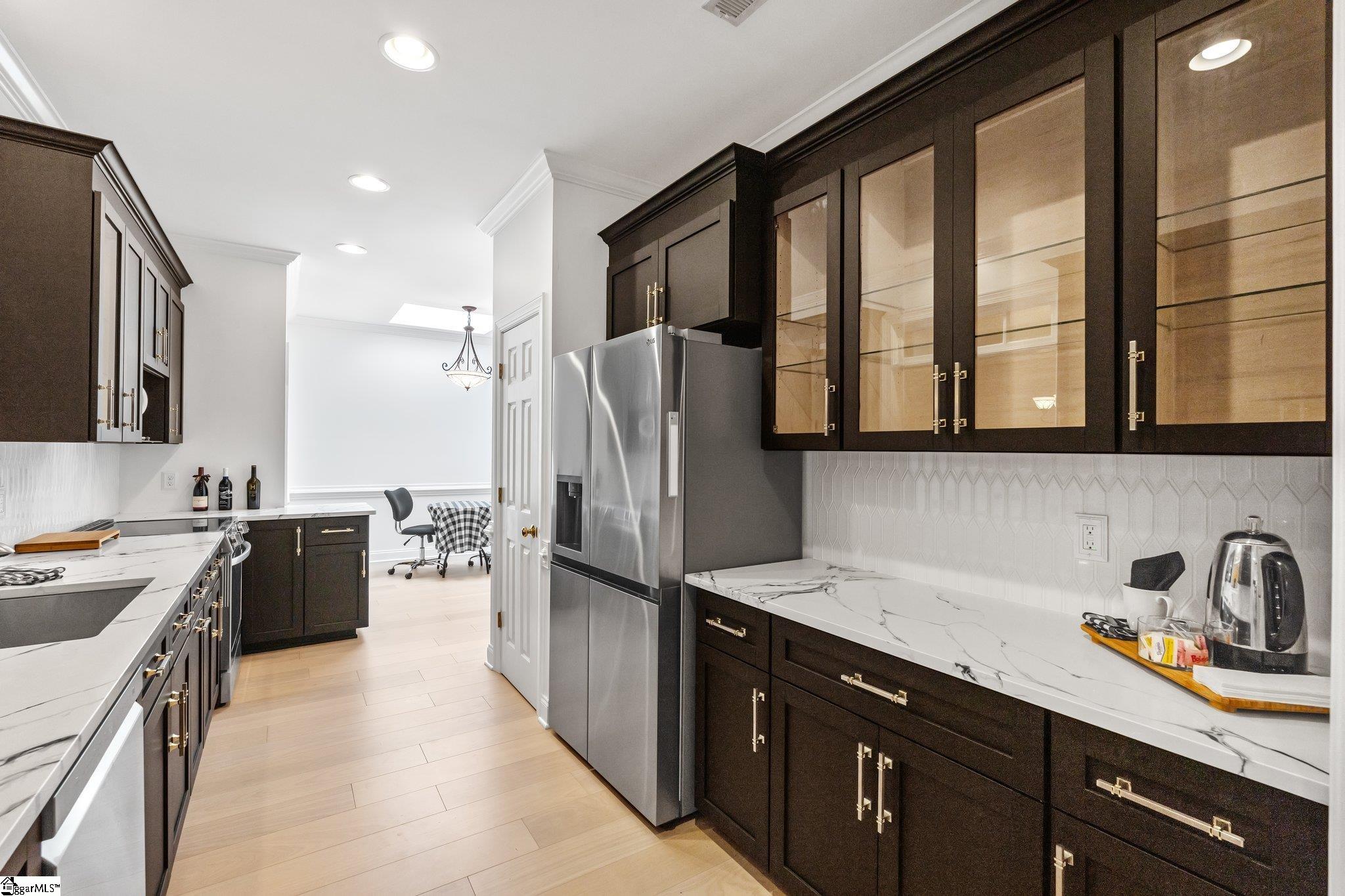 202 Greenview Circle