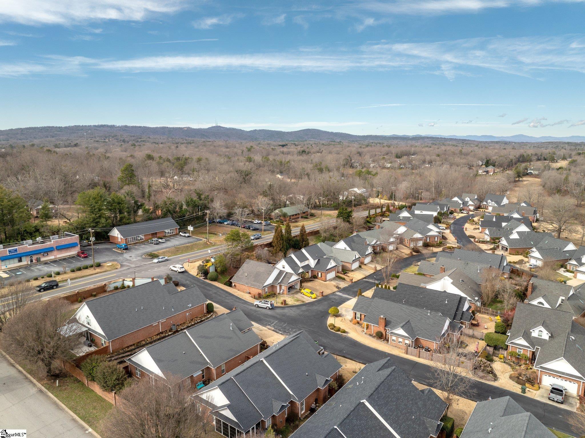 202 Greenview Circle