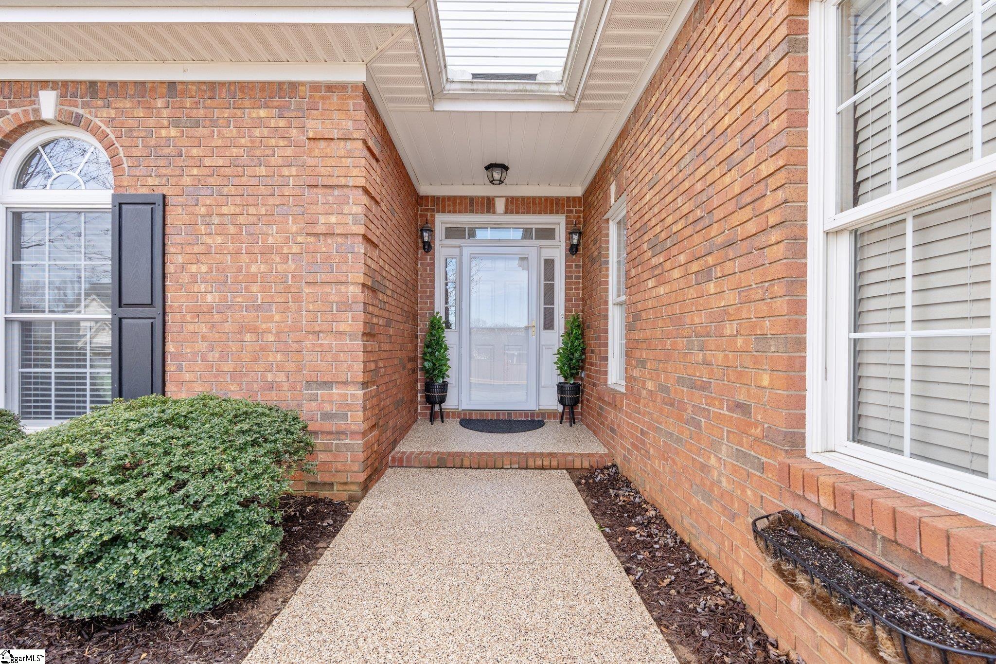 202 Greenview Circle