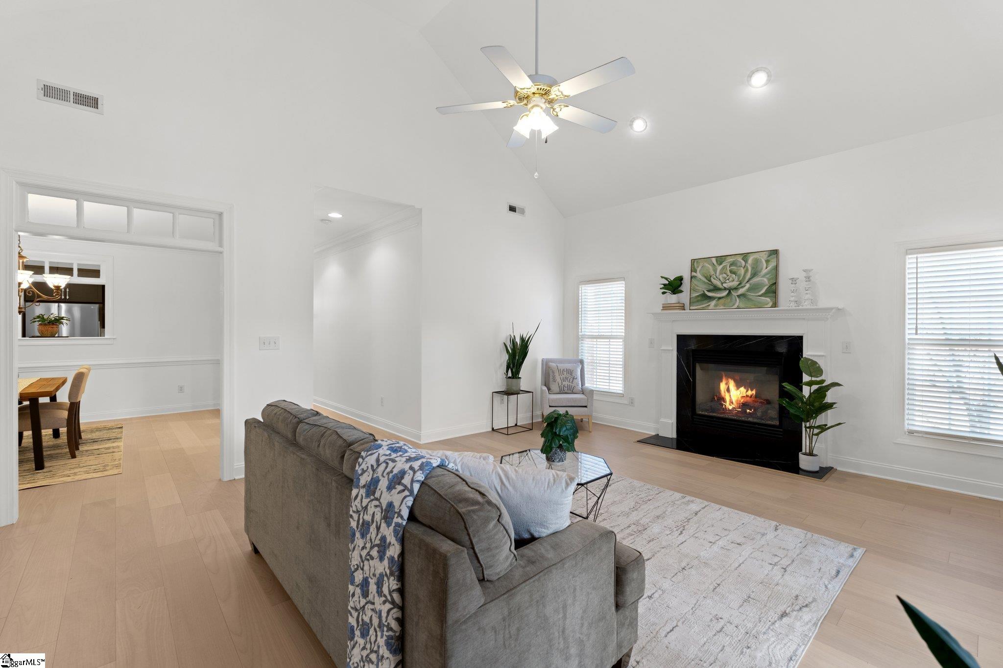 202 Greenview Circle