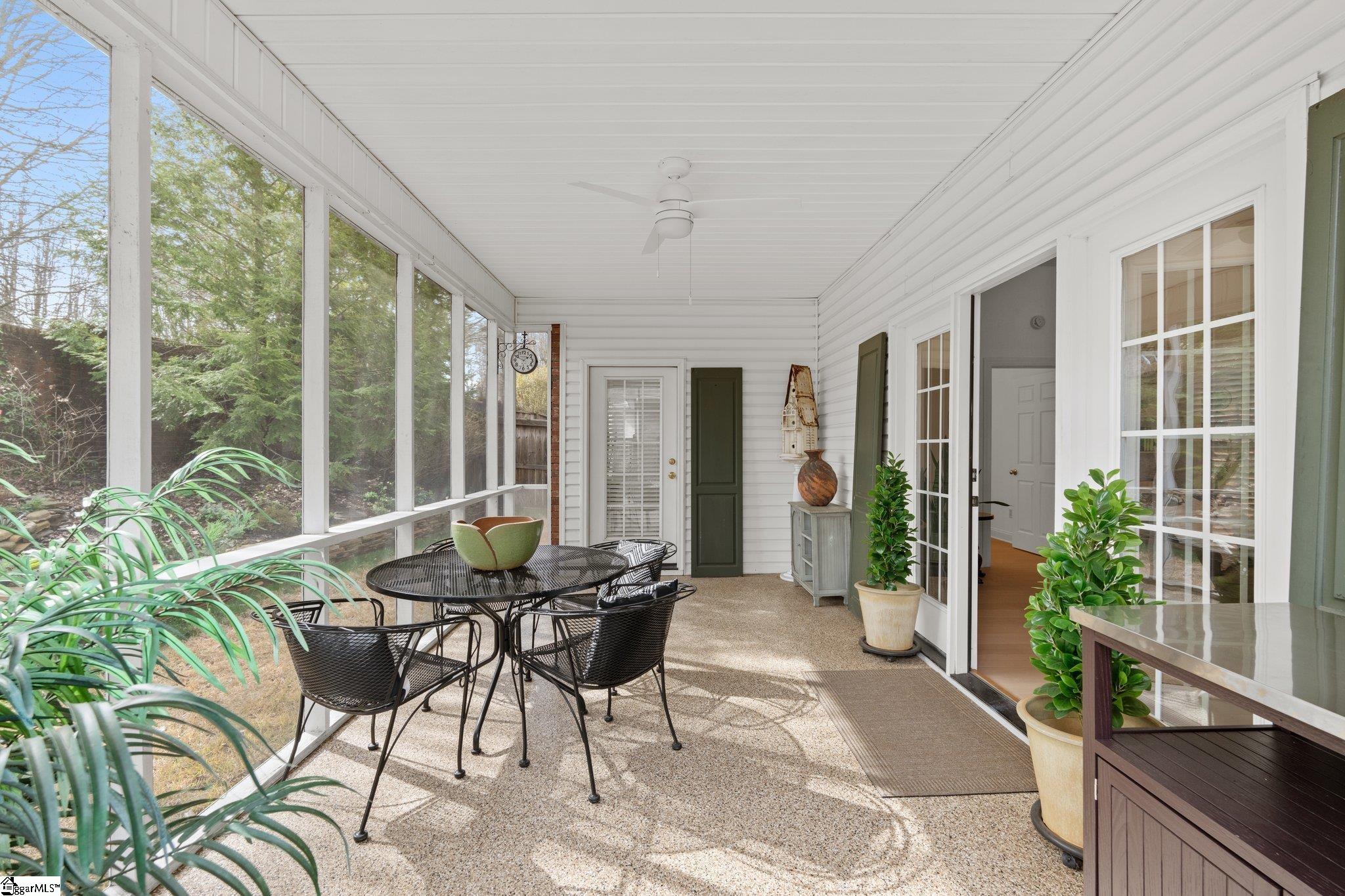 202 Greenview Circle