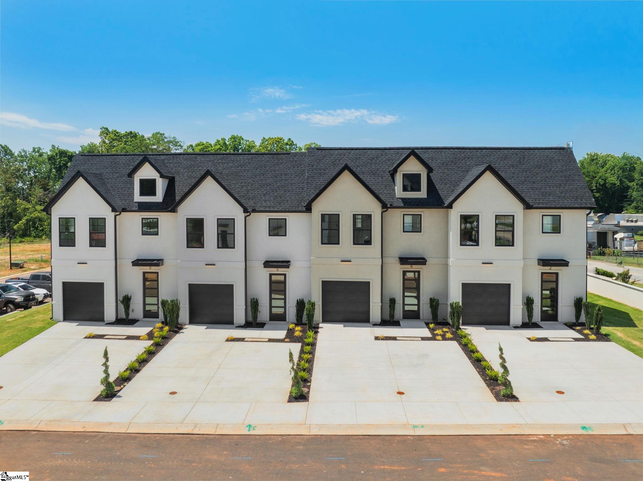 4 Taverly Drive