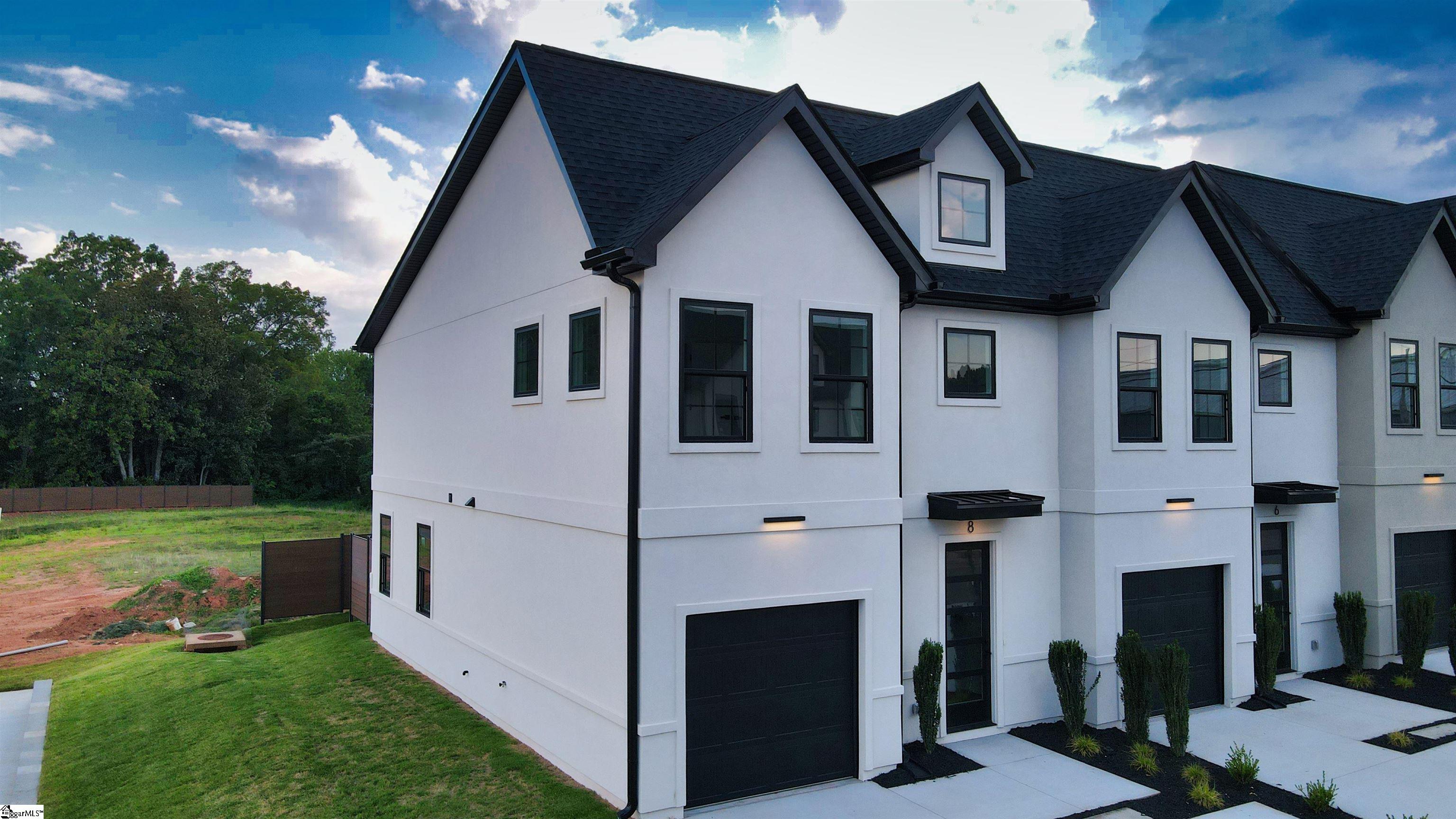8 Taverly Drive