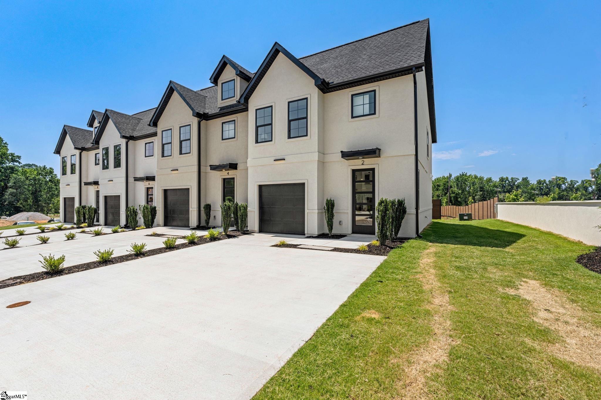 8 Taverly Drive