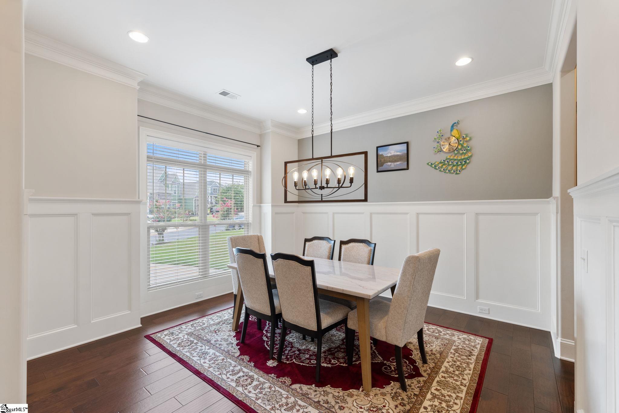 606 W Winding Slope Drive