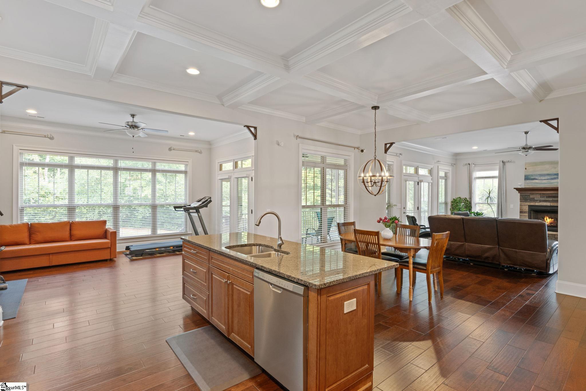 606 W Winding Slope Drive