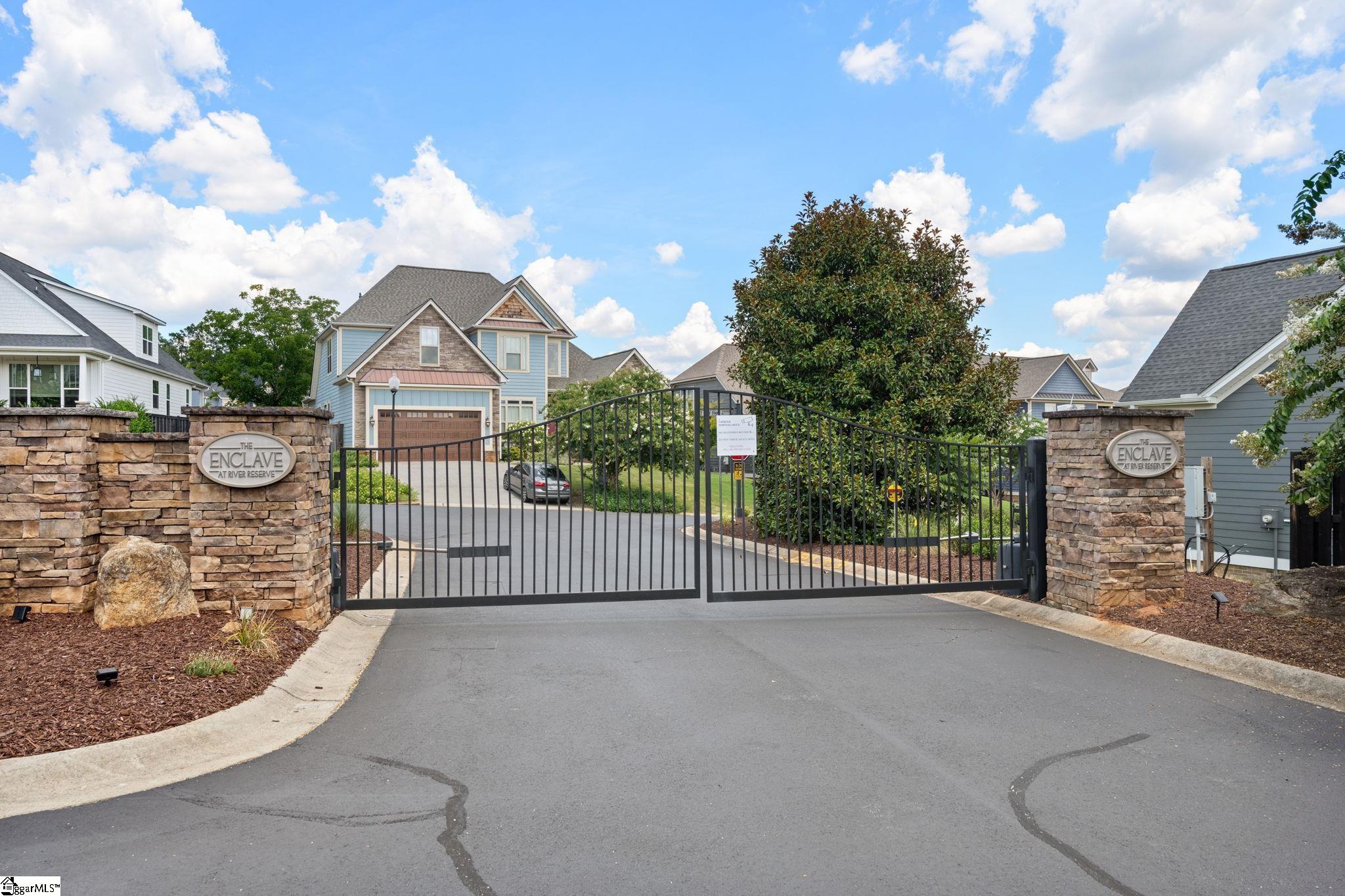 606 W Winding Slope Drive