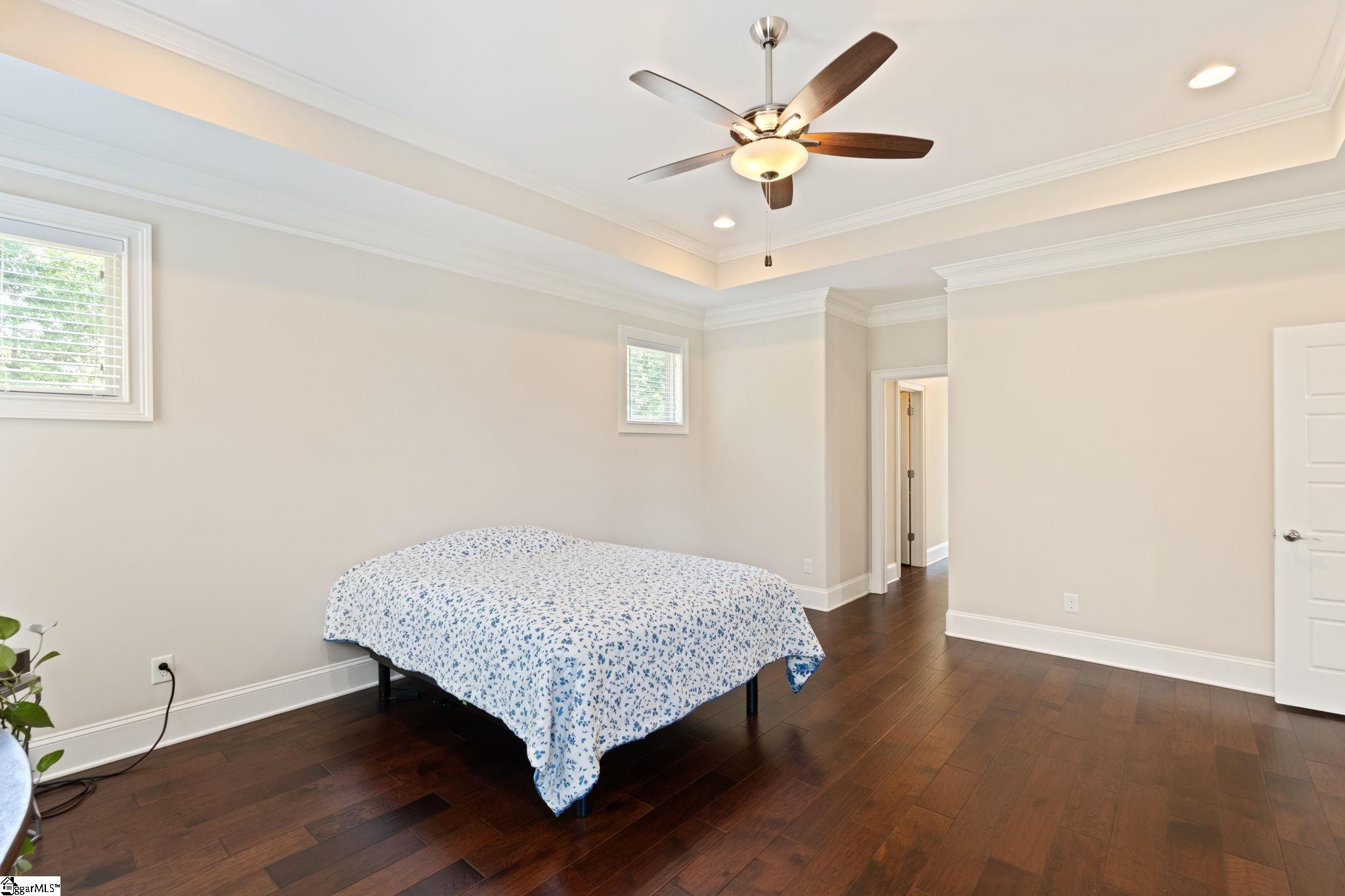 606 W Winding Slope Drive