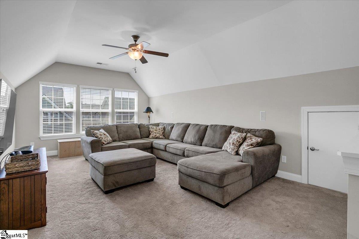 404 Algonquin Trail