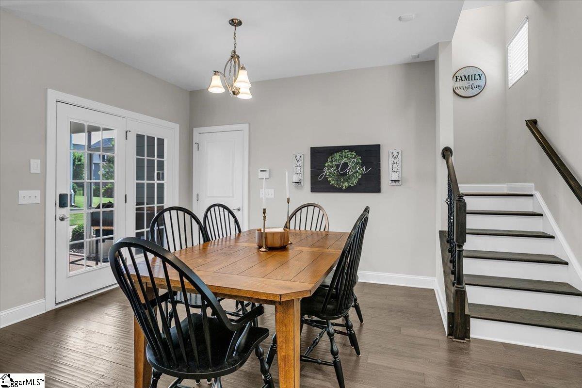 404 Algonquin Trail