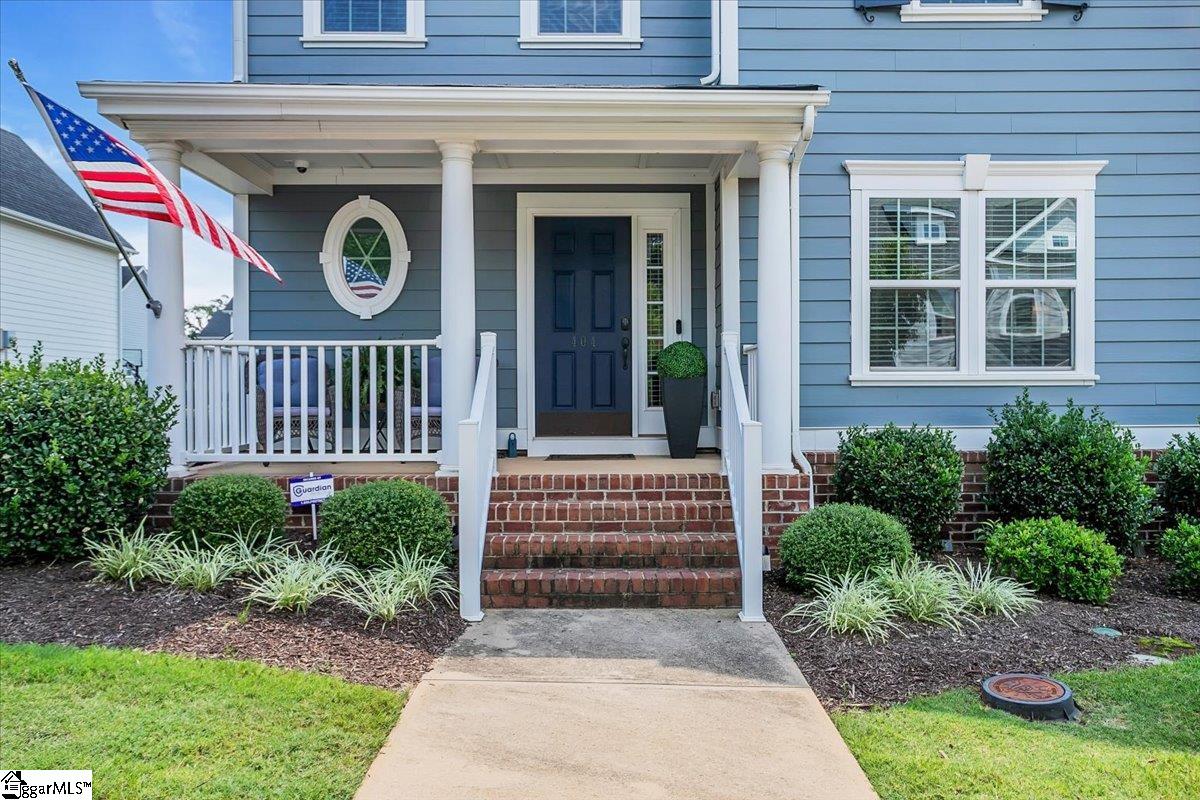 404 Algonquin Trail