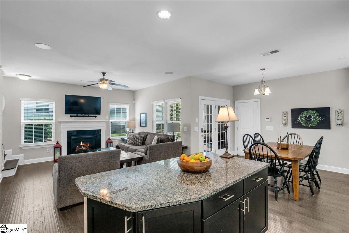 404 Algonquin Trail